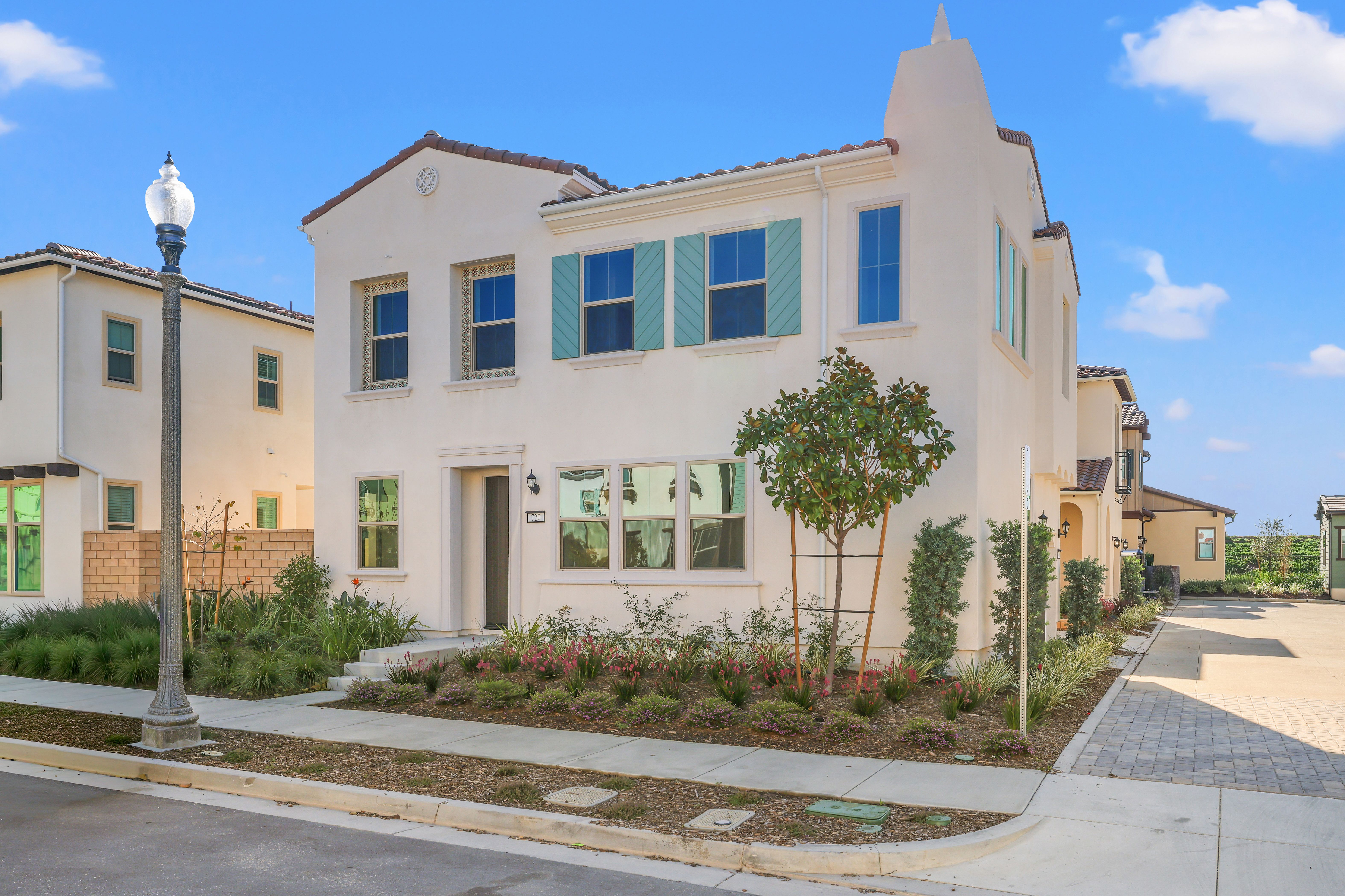 Cortona 3 - Cortona: Camarillo, California - Lennar