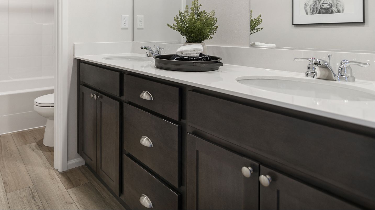 3215 Bainbridge II Bath2 F2