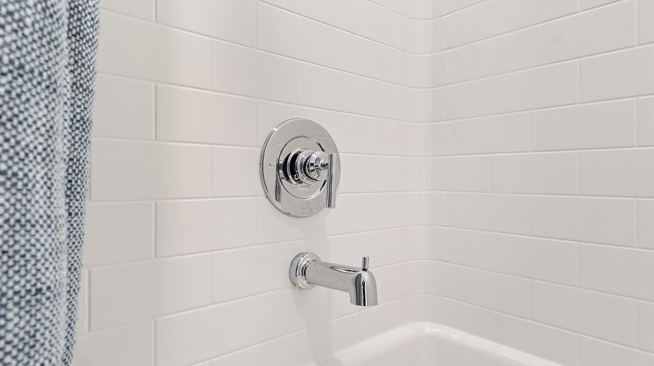 Choral Fox Meadow EI Shower Faucet 2of3