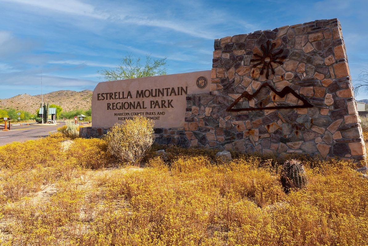 Phoenix Goodyear Estrella Mountain Regional Park welcome sign