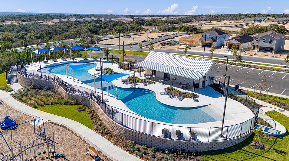 Brookmill Amenity Swimming Pool 1of2