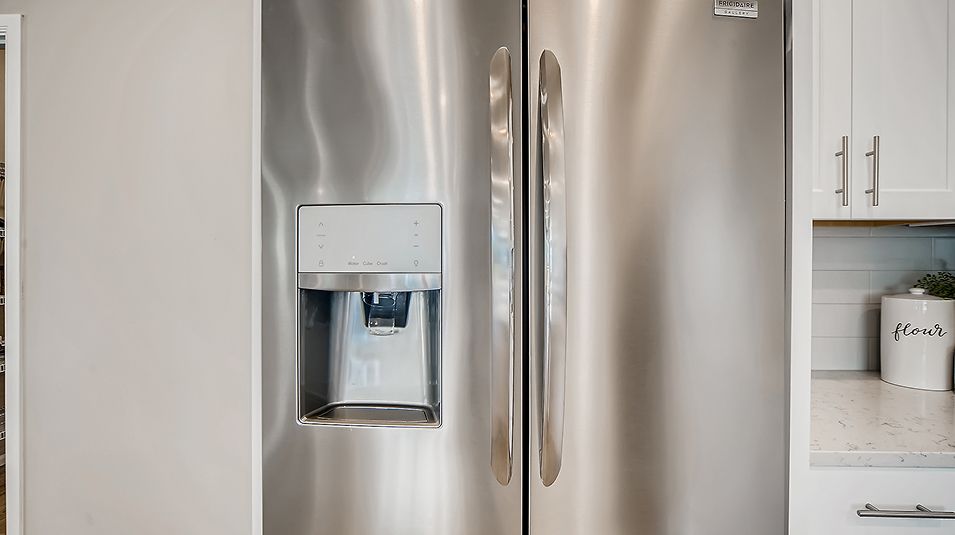 Spring Ridge PIC 4090 Roslyn Fridge F1