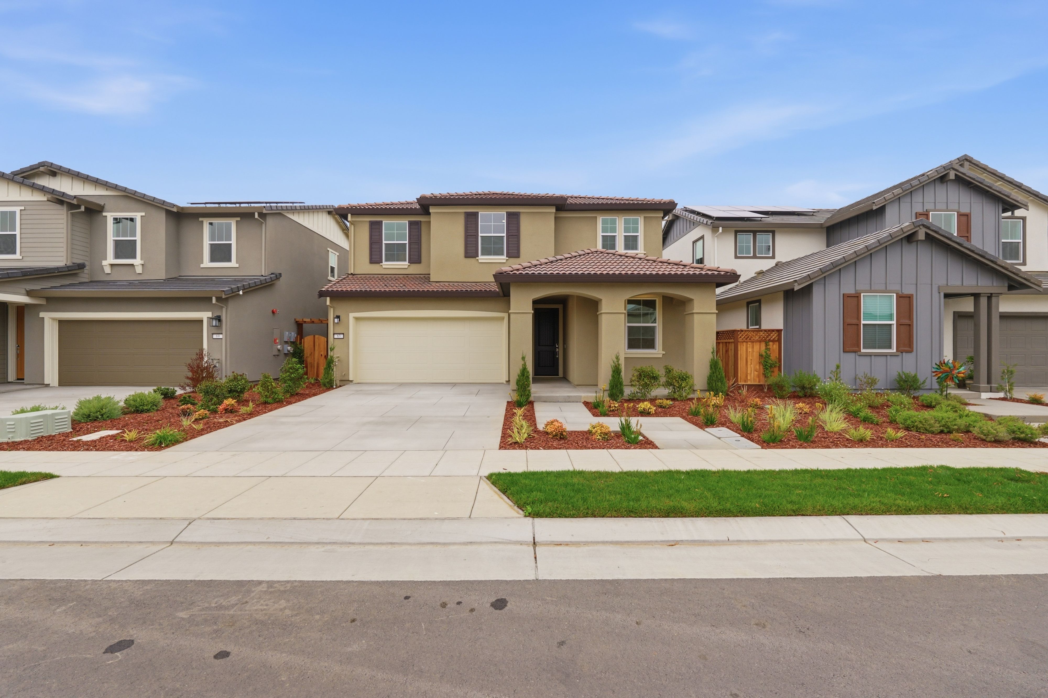 Residence 4 - Lakeshore - Lugano: Mountain House, California - Lennar