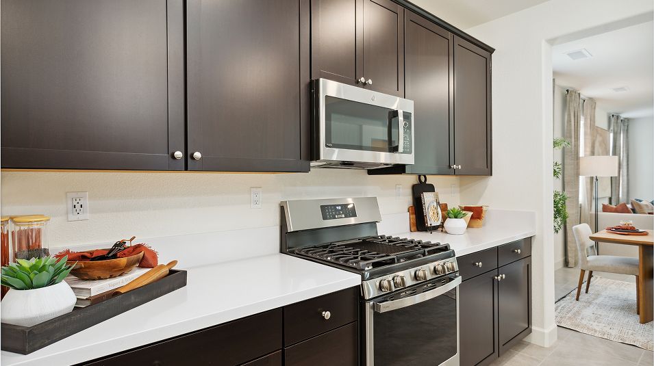 EI Stylish cabinetry