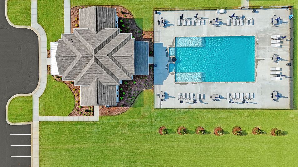 Clift Farm Amenity Clubhouse Pool 1of6