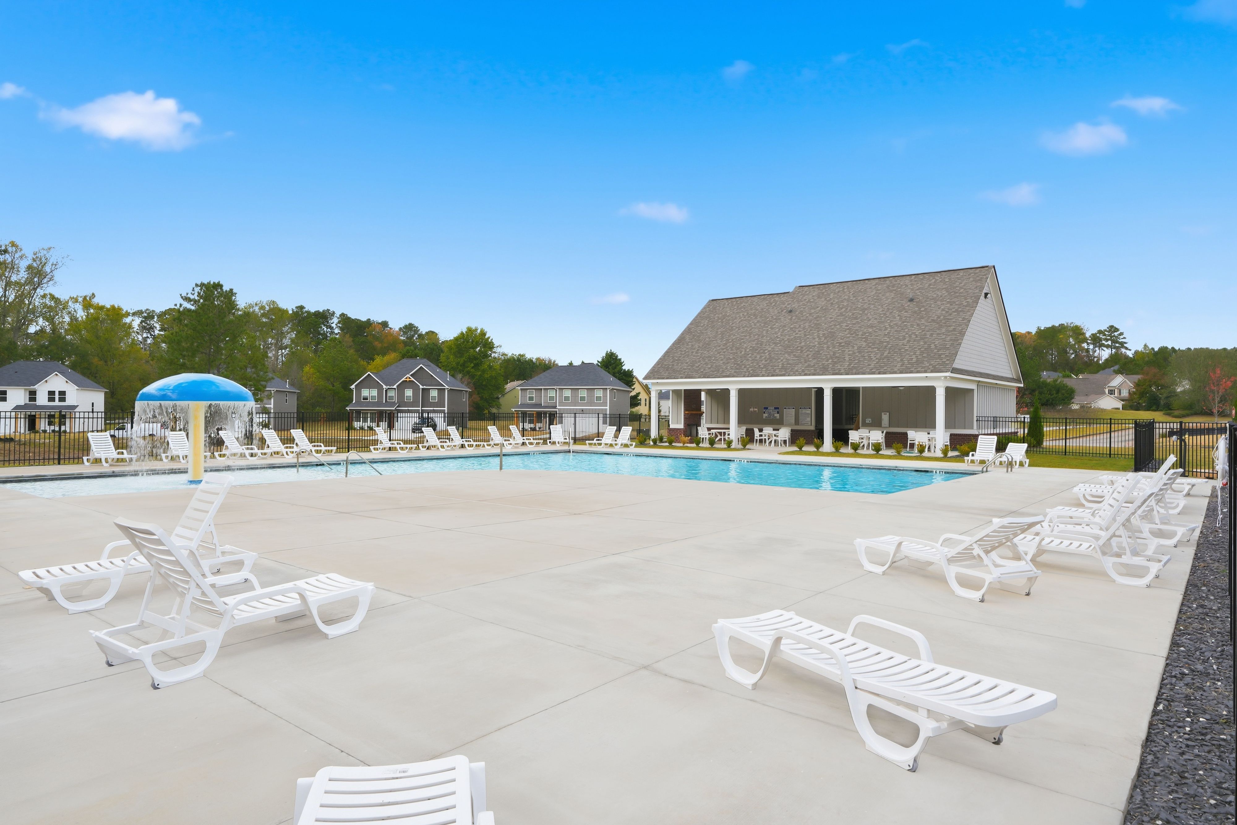 Crossvine Village Amenity Pool 4of4