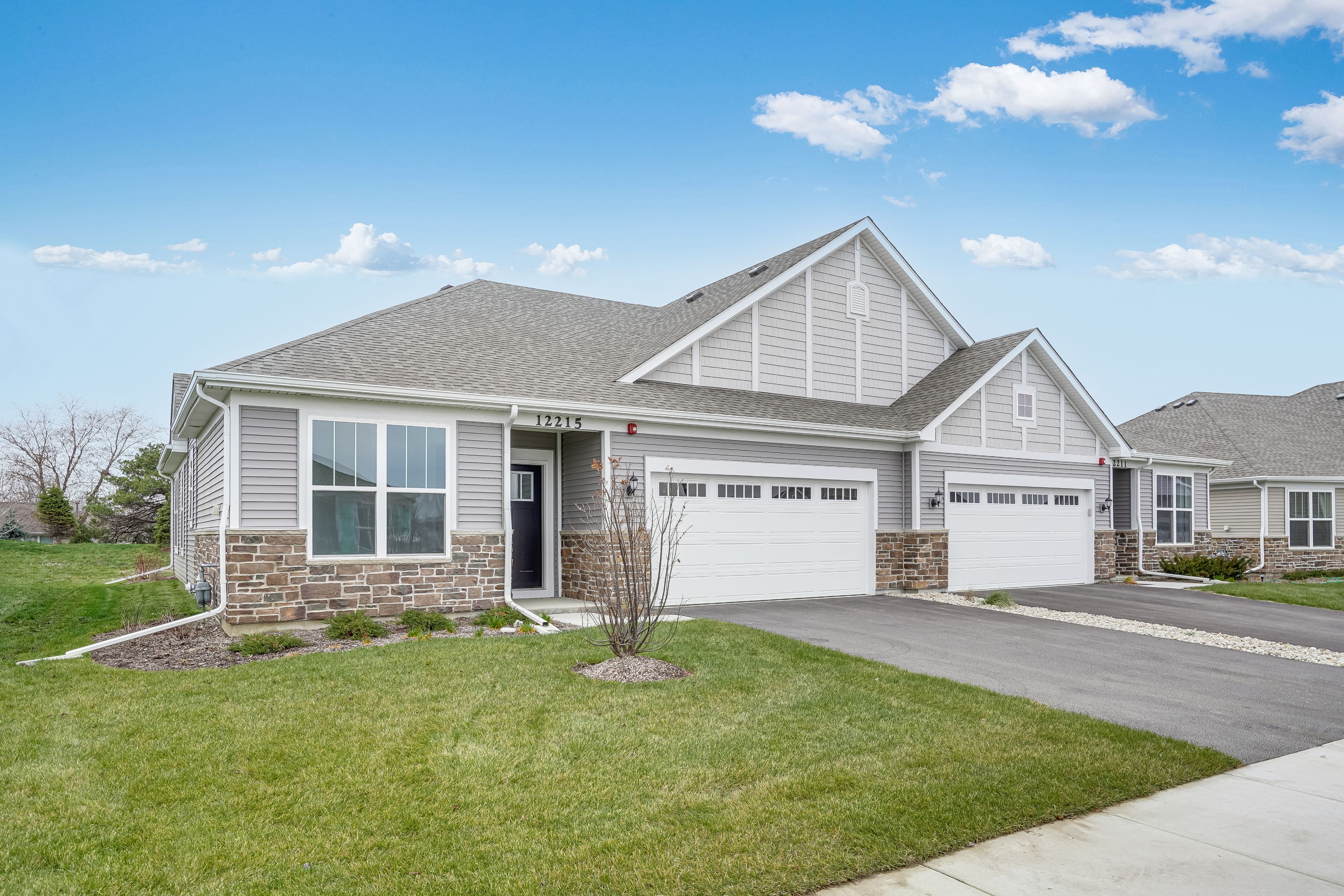 Christie - Regency Square - Duplex: Huntley, Illinois - Lennar
