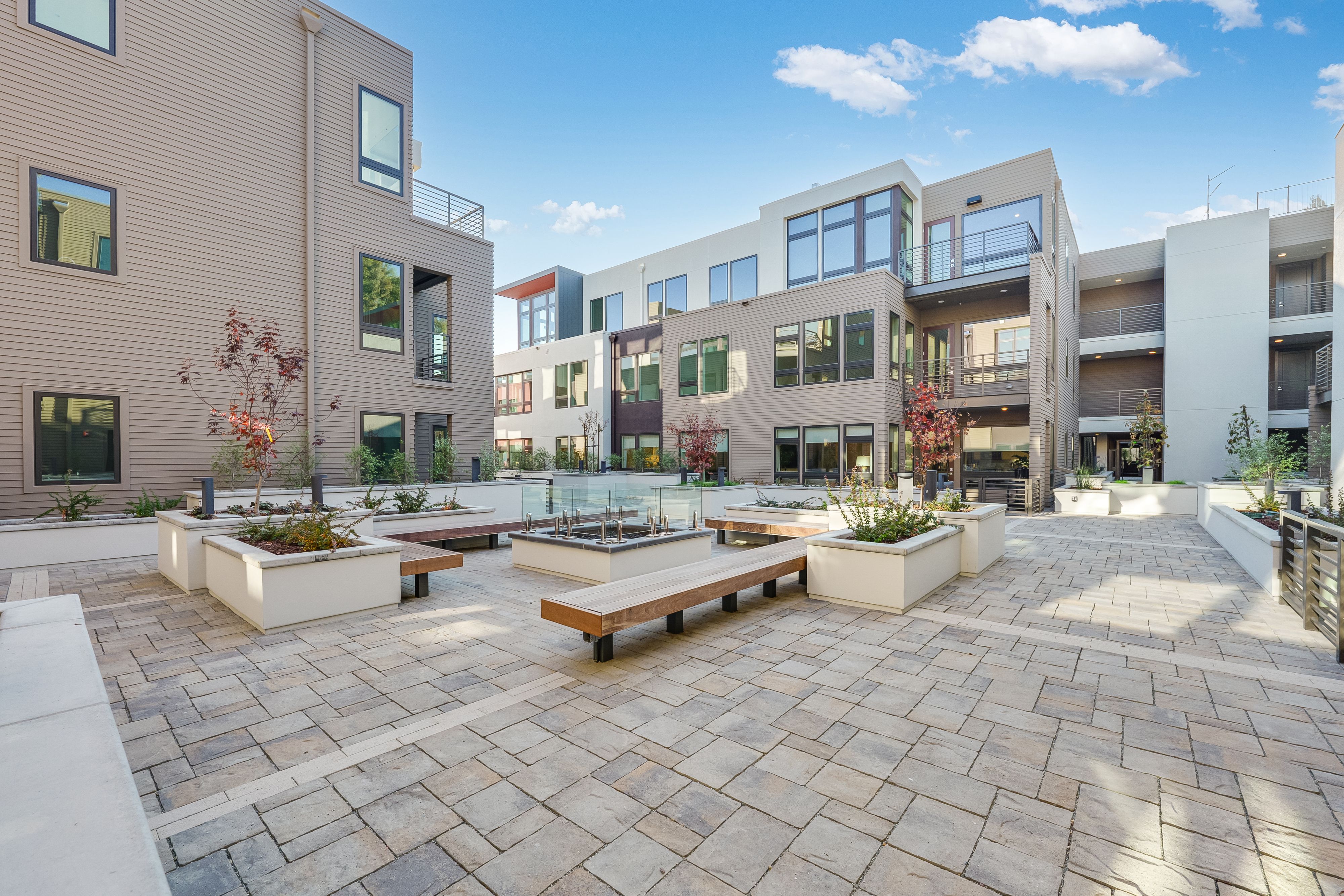 Brant Residence E313 1