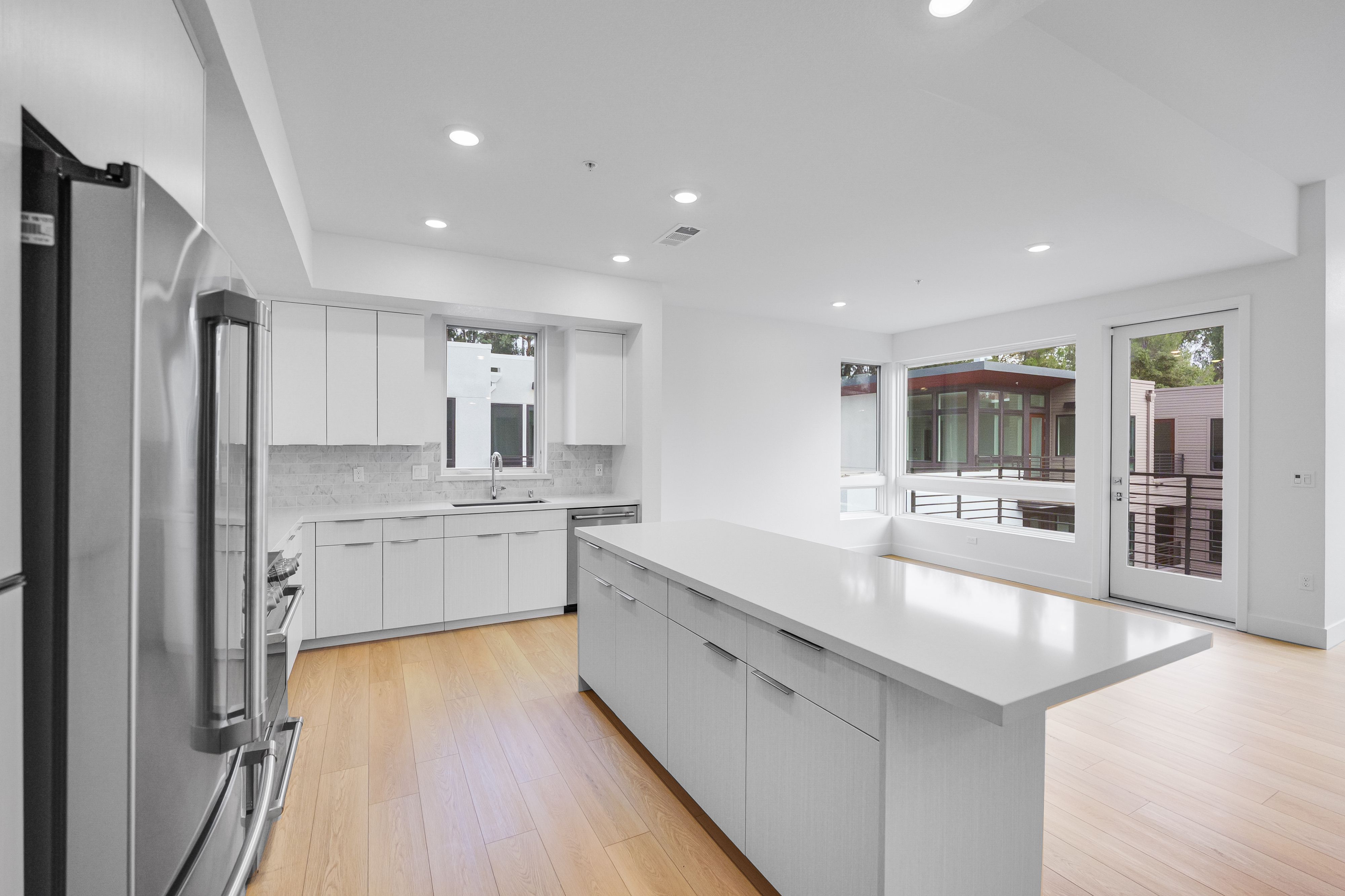 Brant Residence E312 8