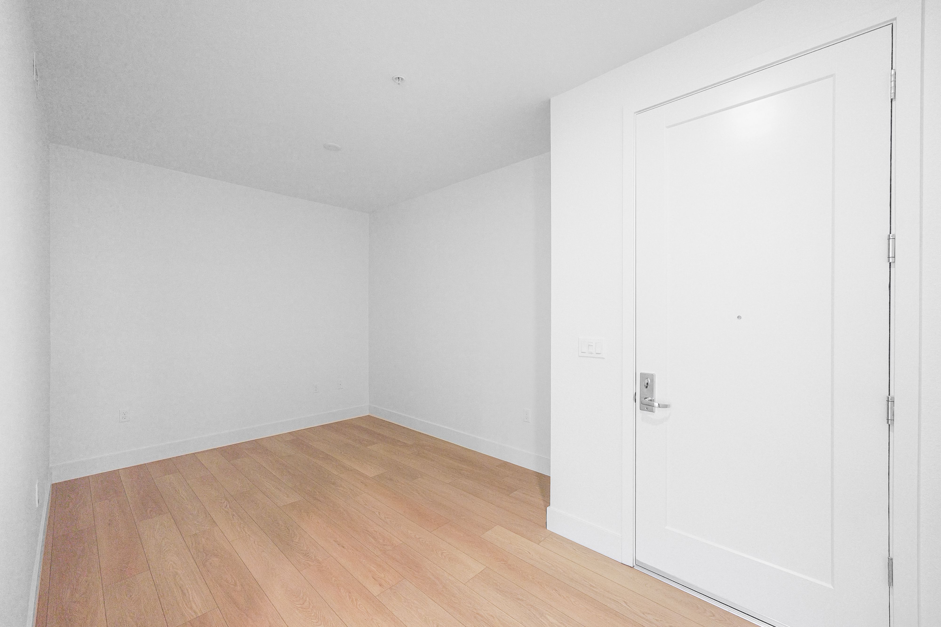 Brant Residence E312 2