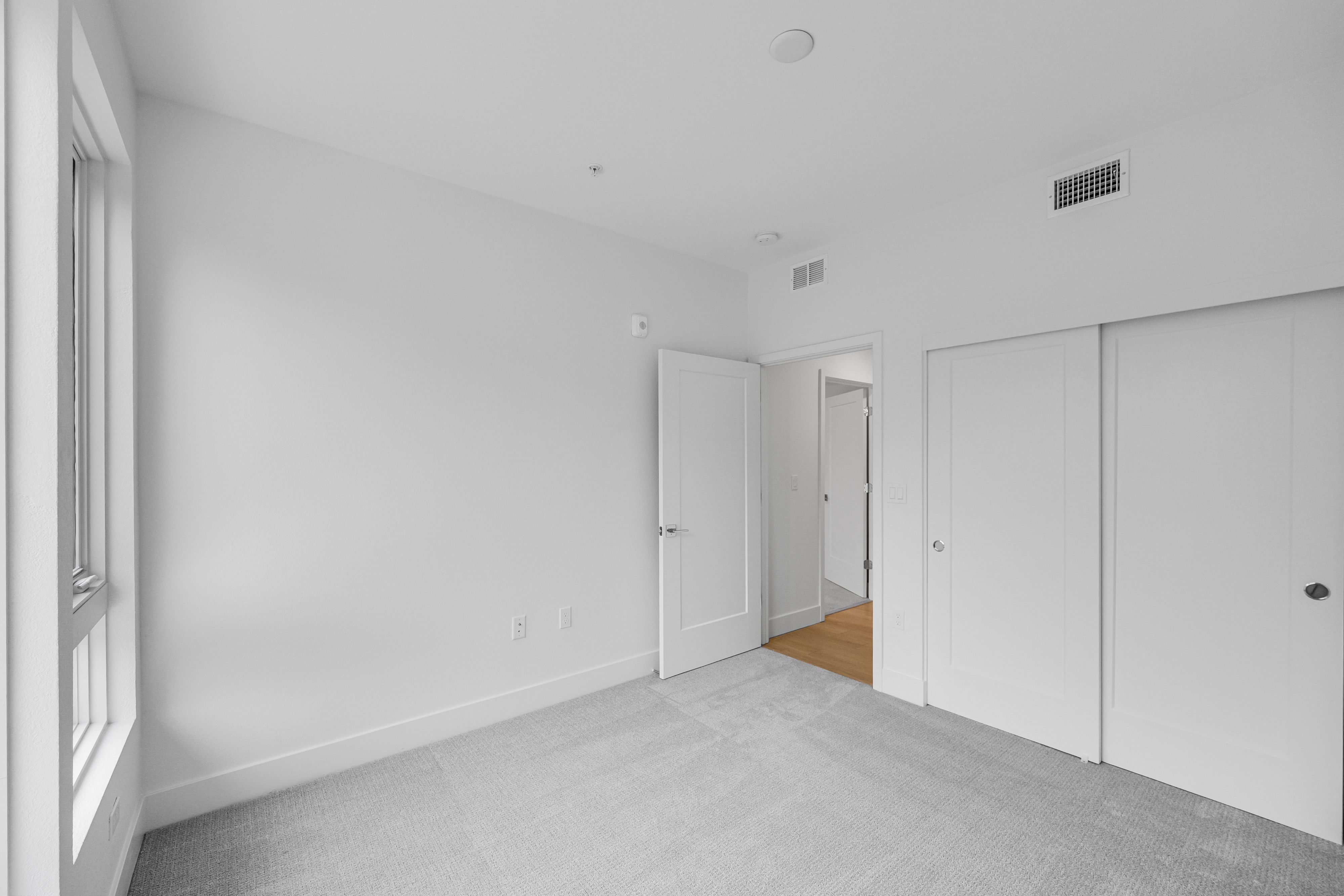 Brant Residence E312 14