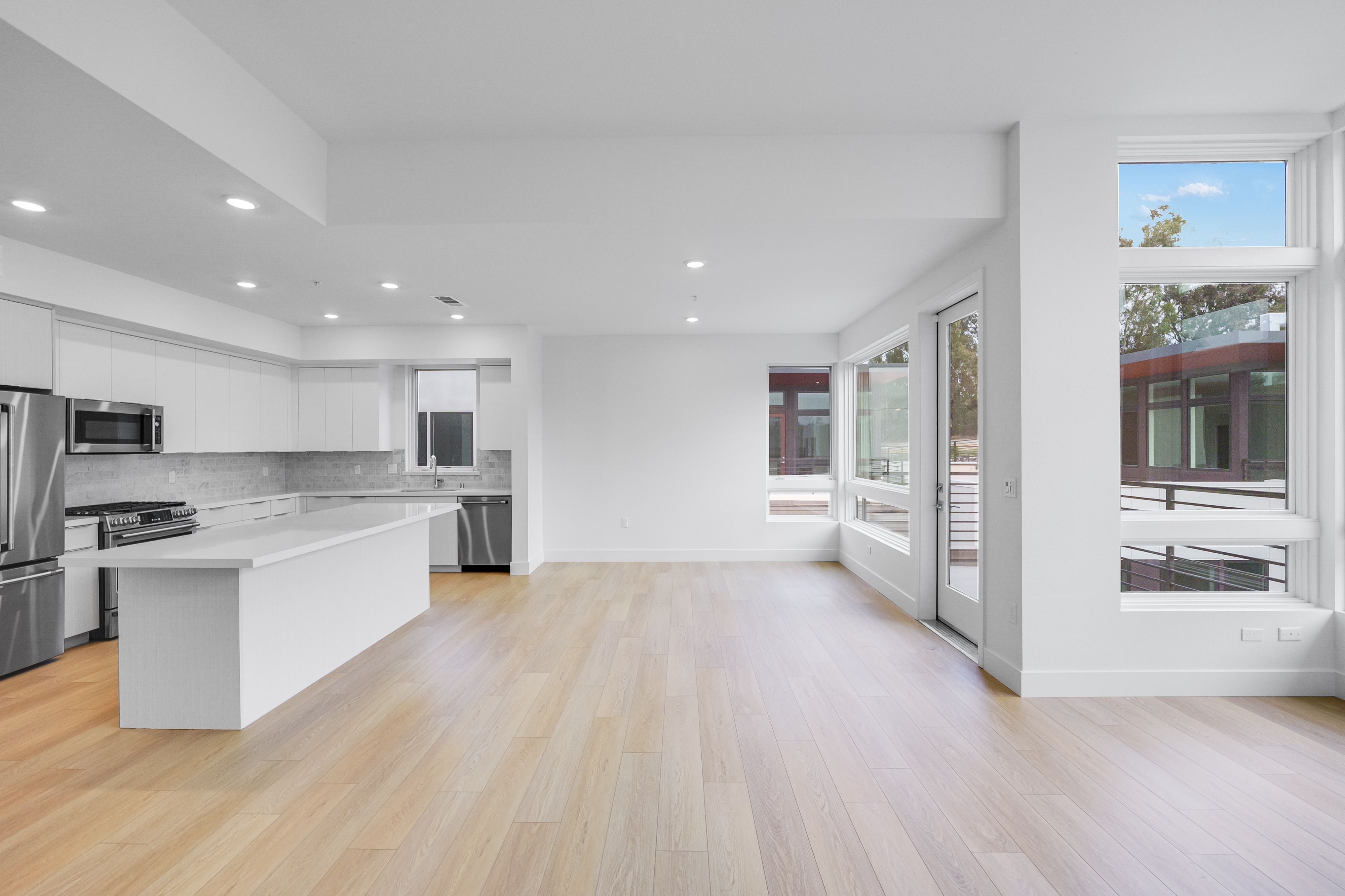 Brant Residence E312 10