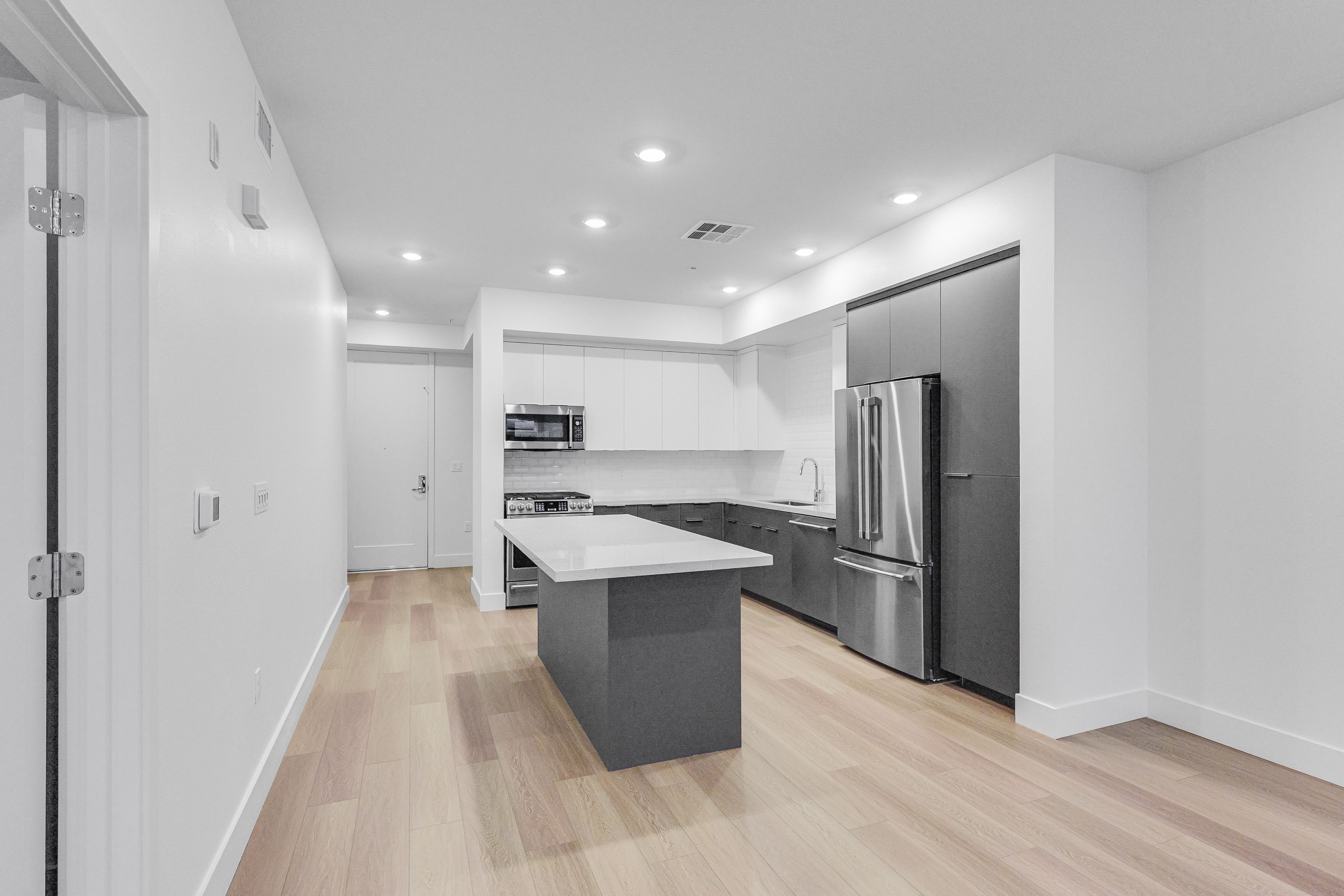 Brant Residence E111 8