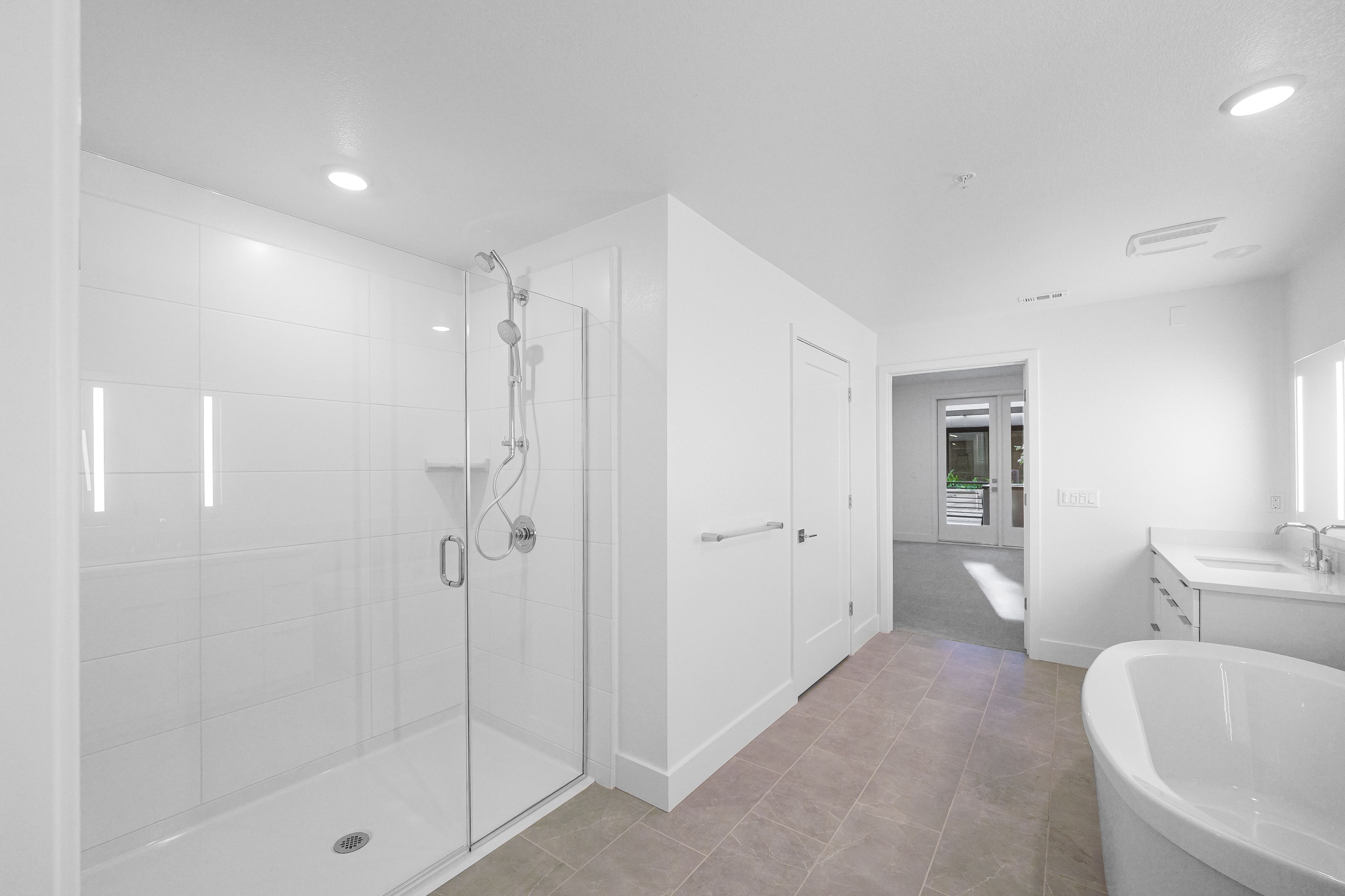 Brant Residence E111 14