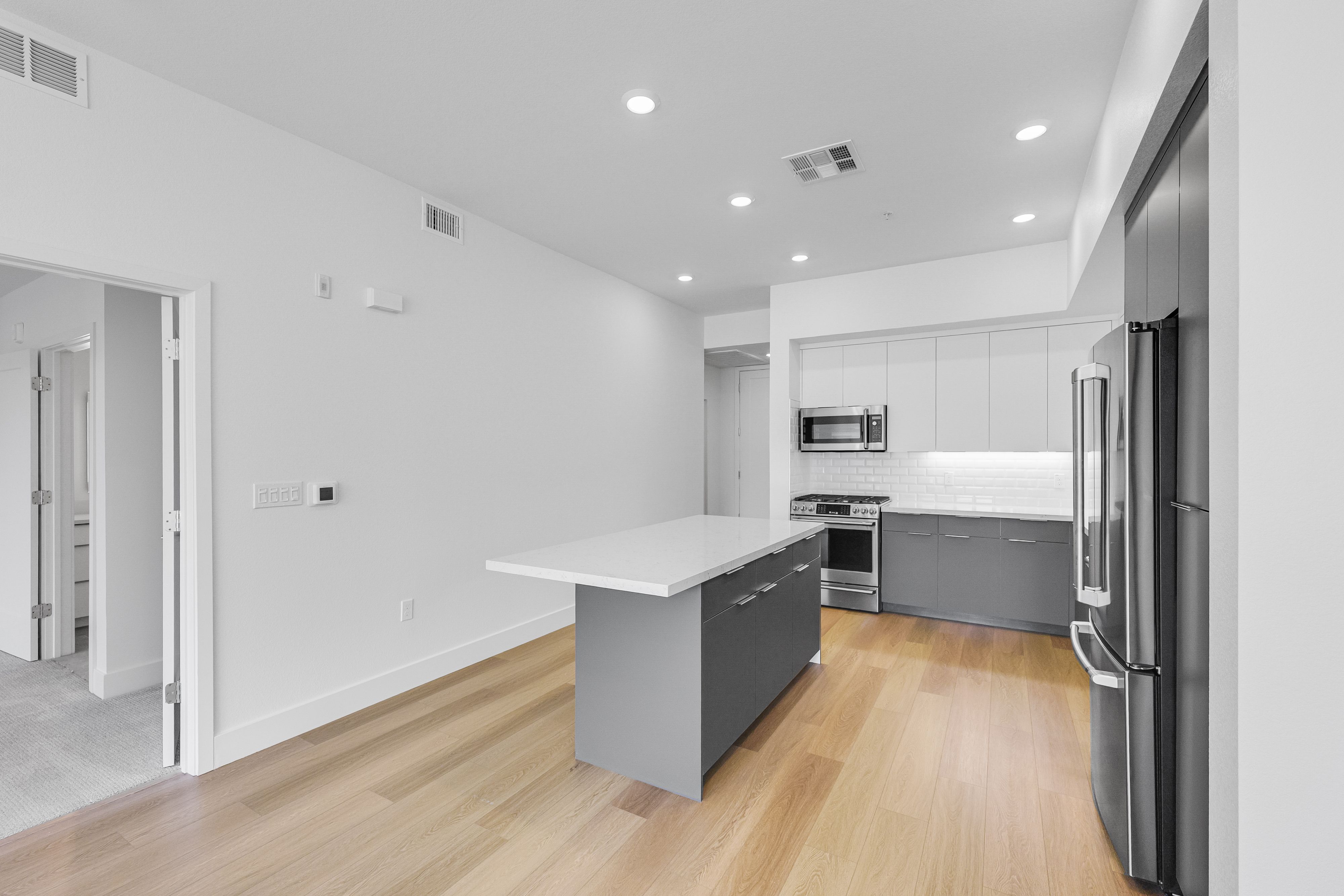 Brant Residence E215 11