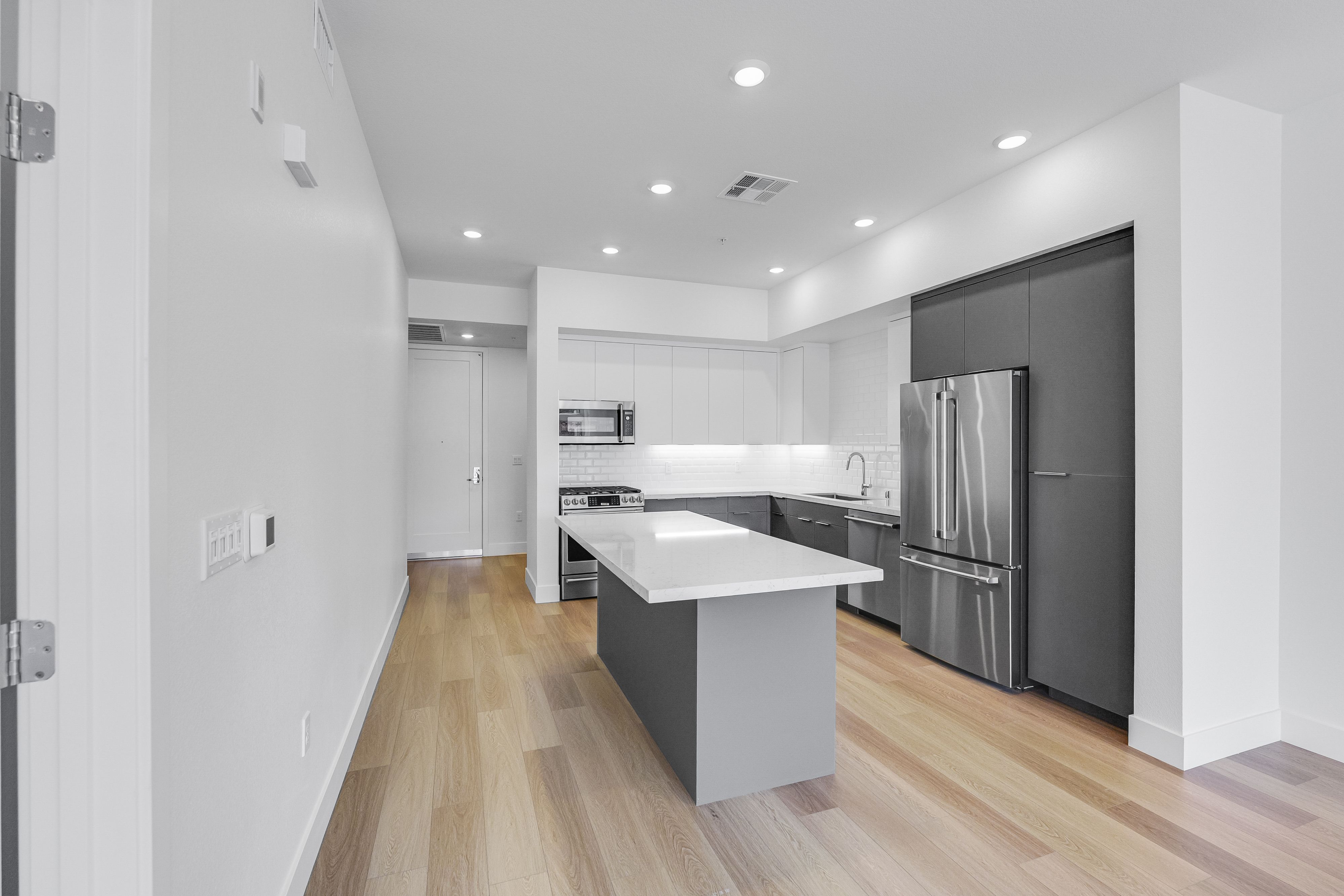 Brant Residence E215 12