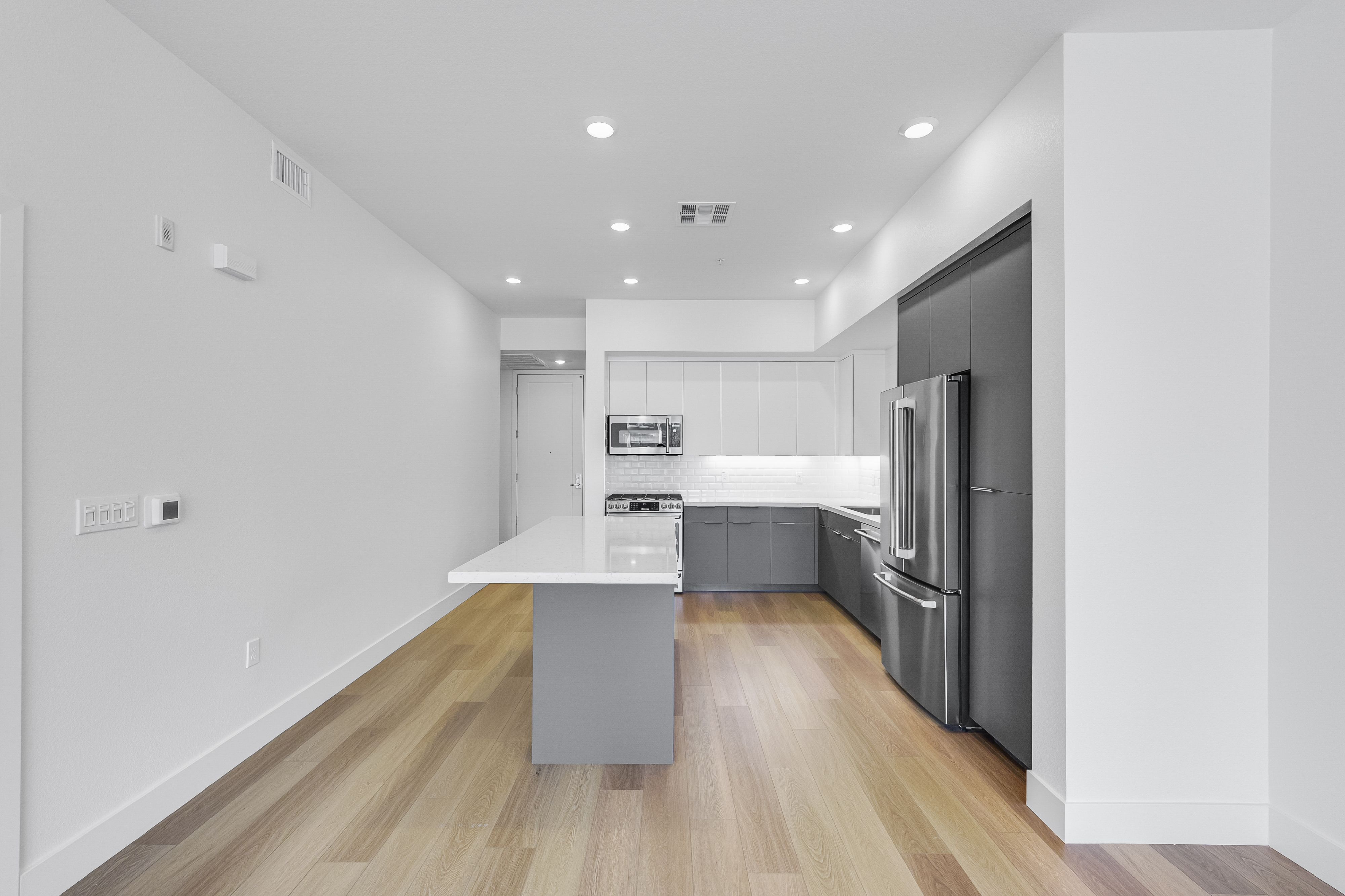 Brant Residence E215 13