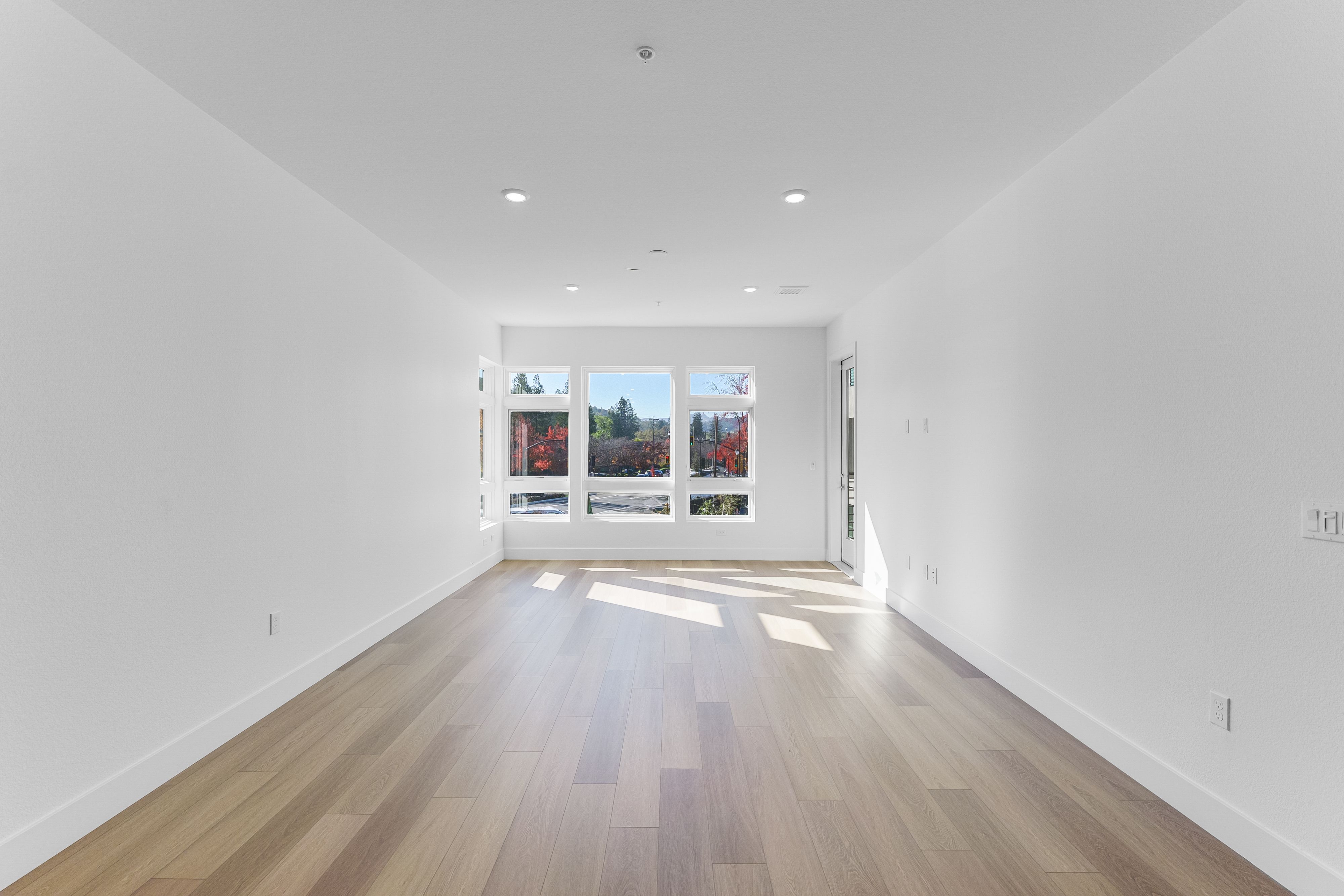 Brant Residence E215 9