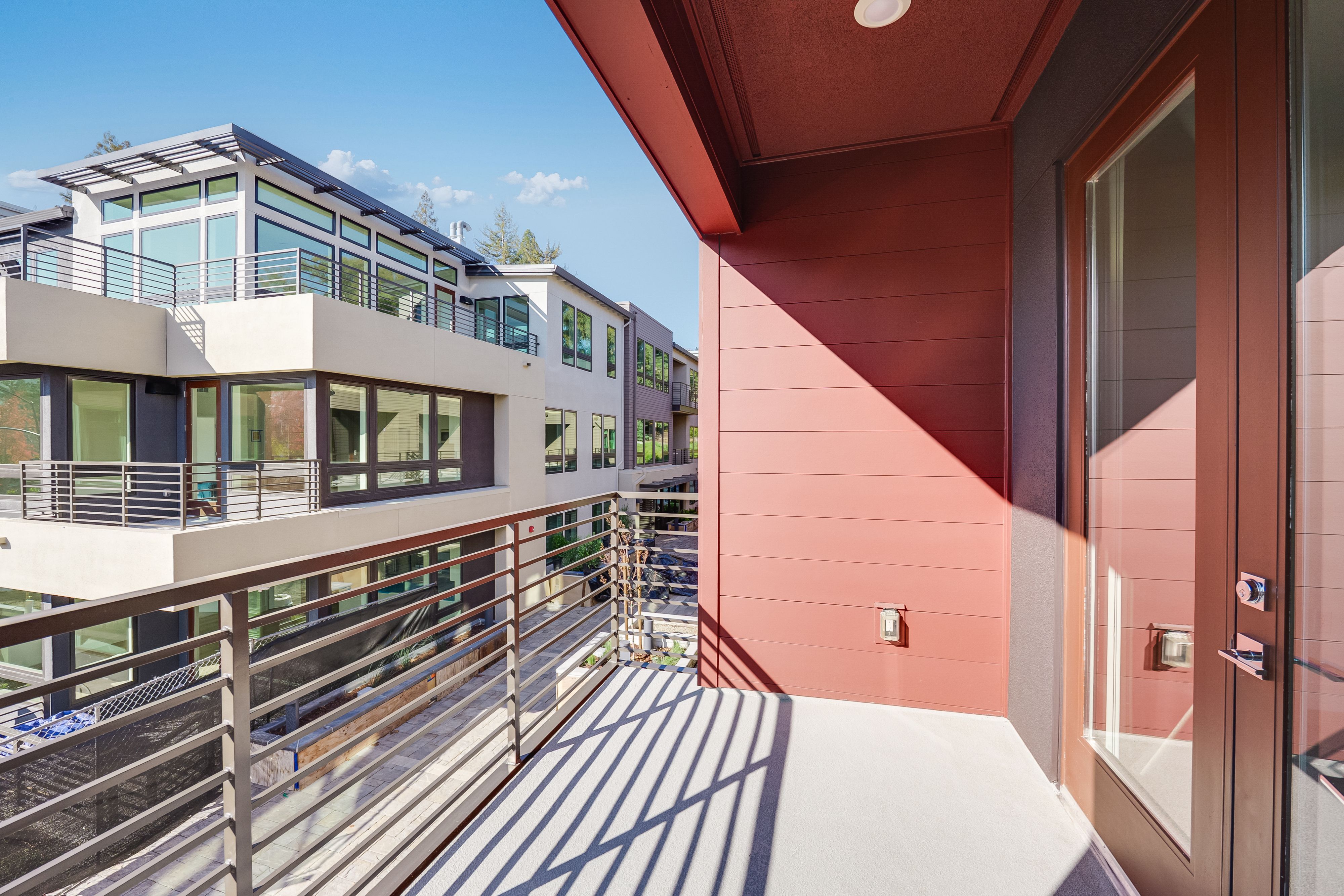Brant Residence E215 1