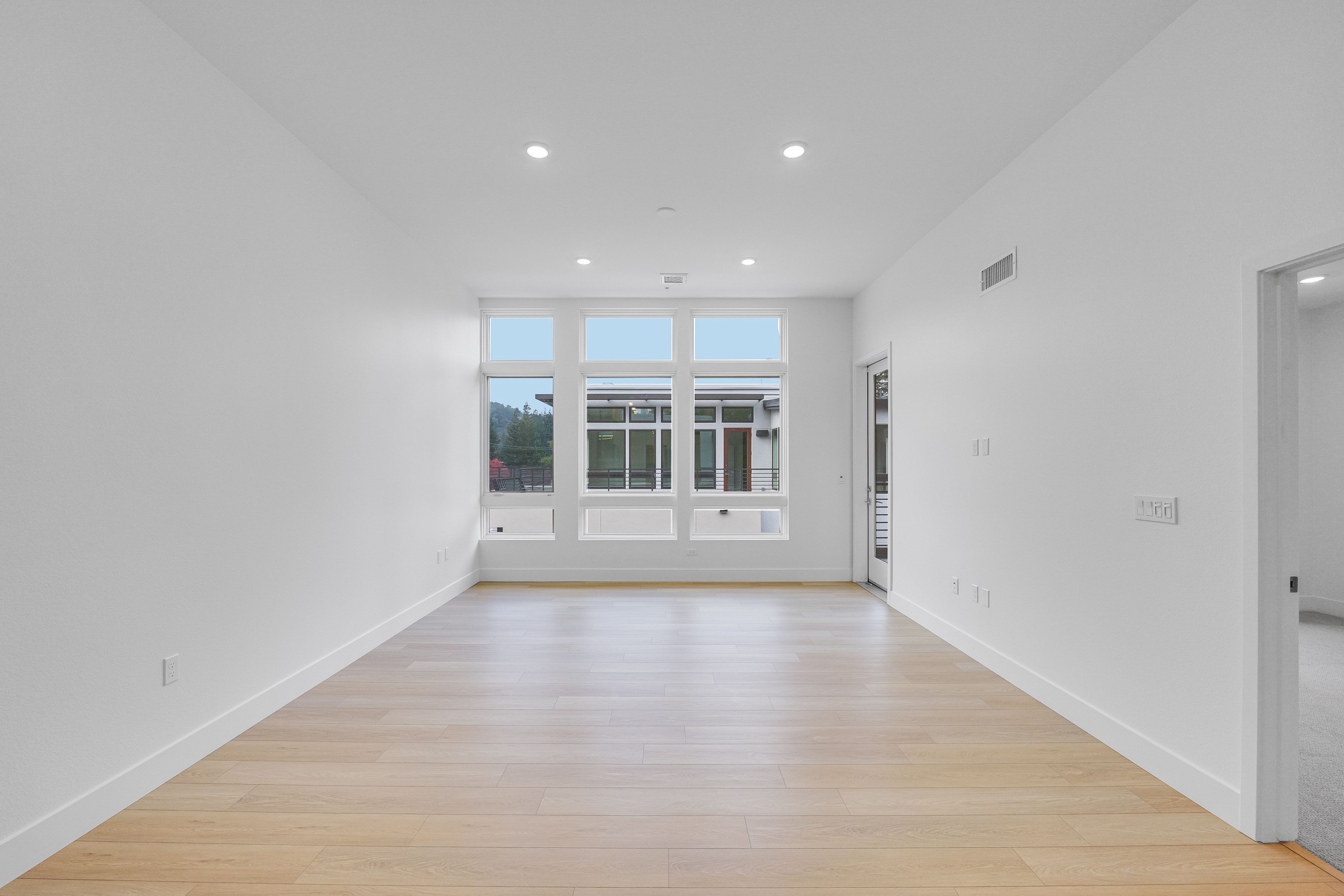 Brant Residence E313 7