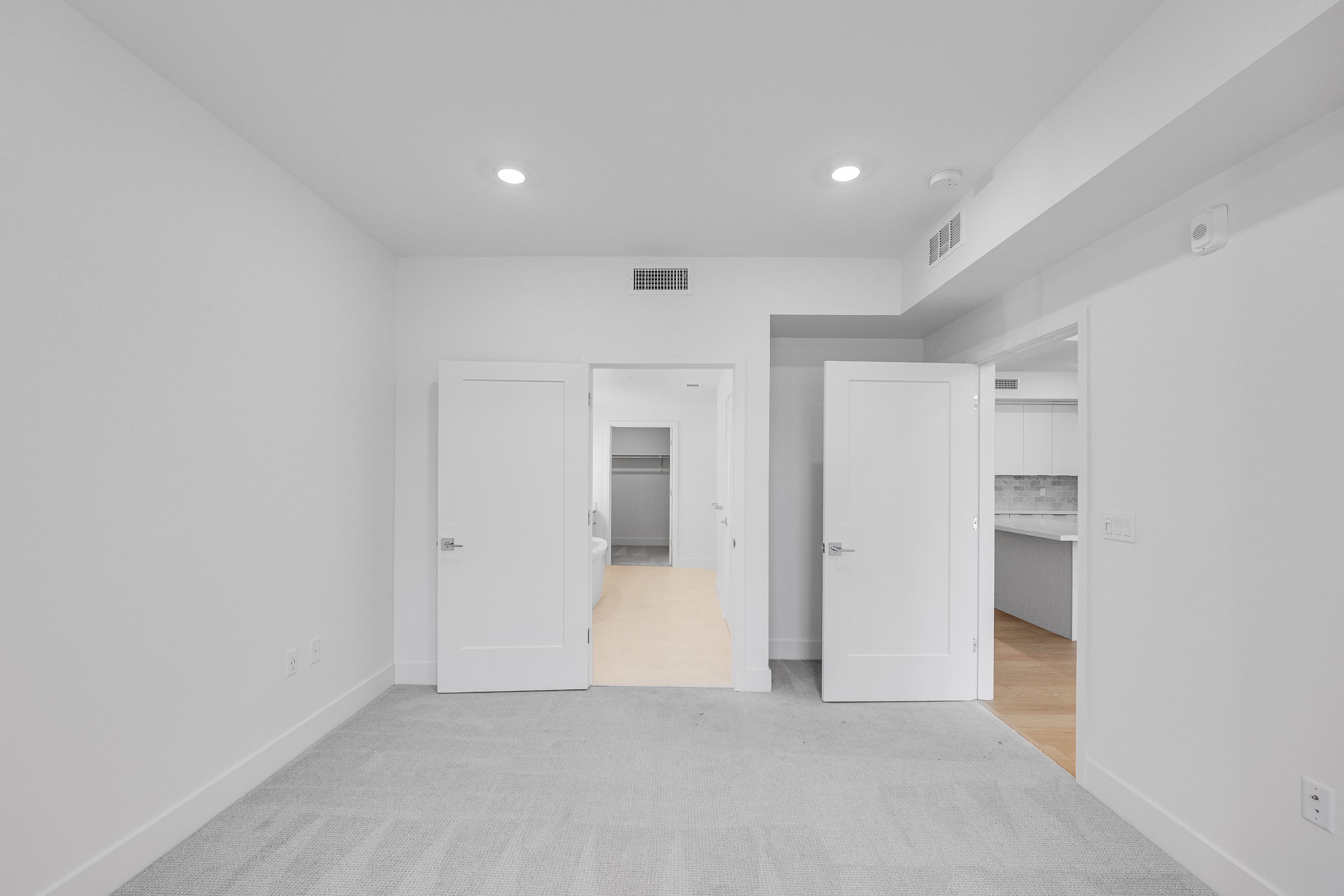 Brant Residence E313 12