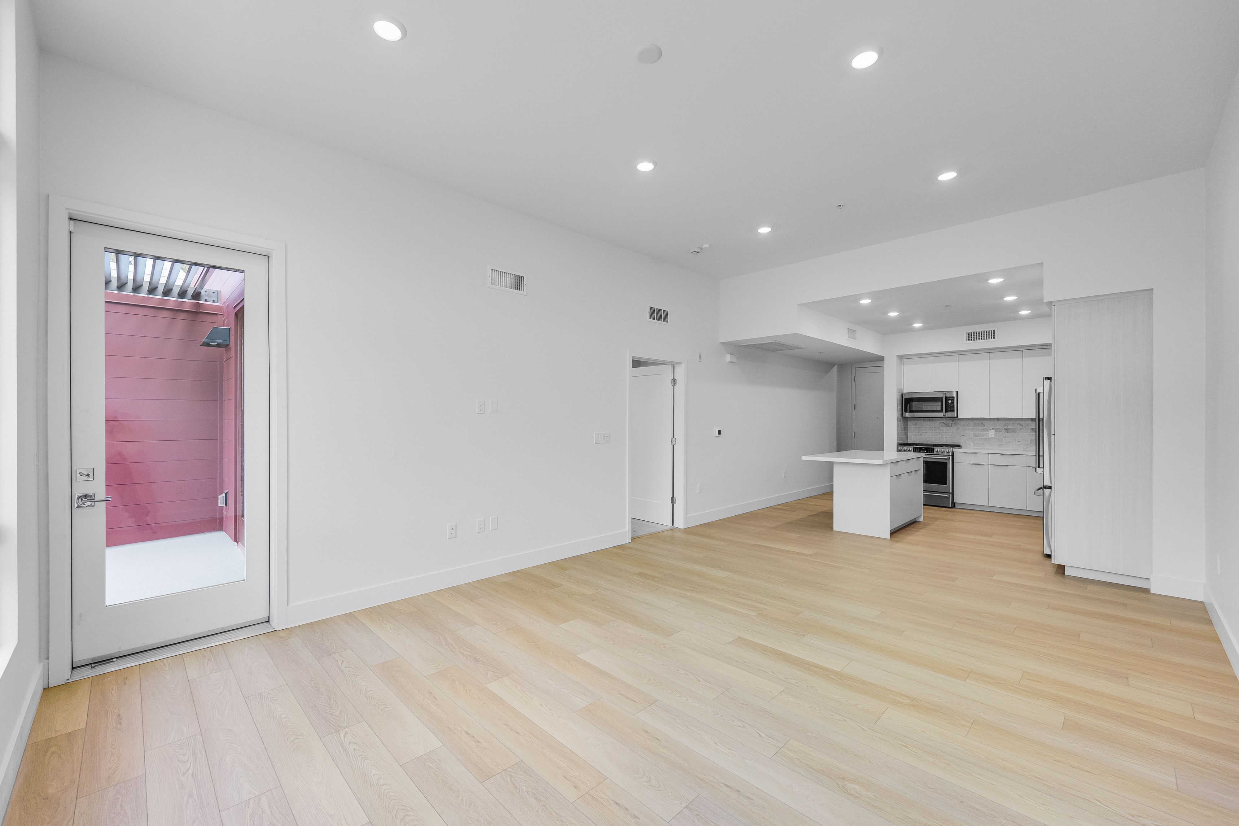 Brant Residence E313 5