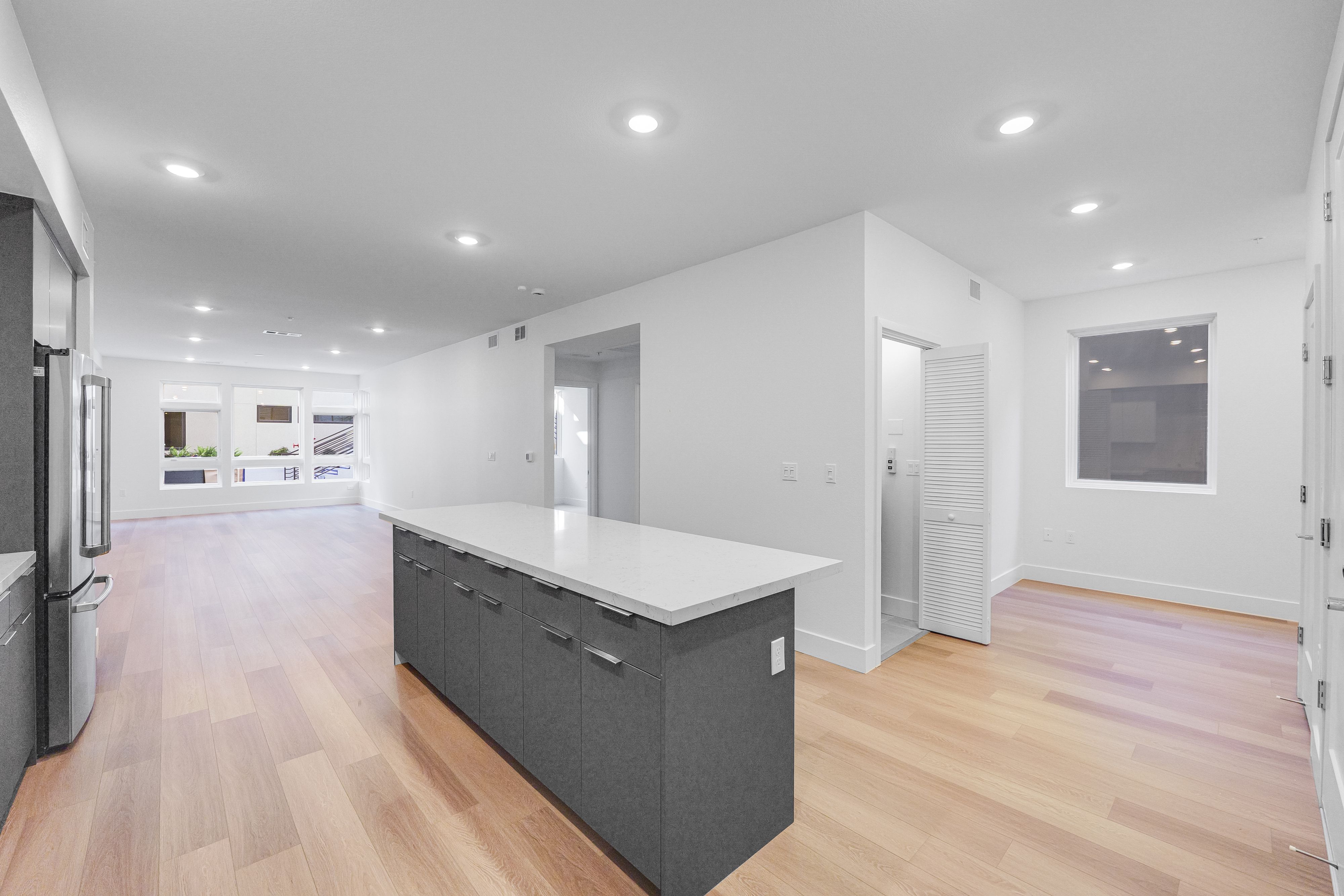 Brant Residence E110 11