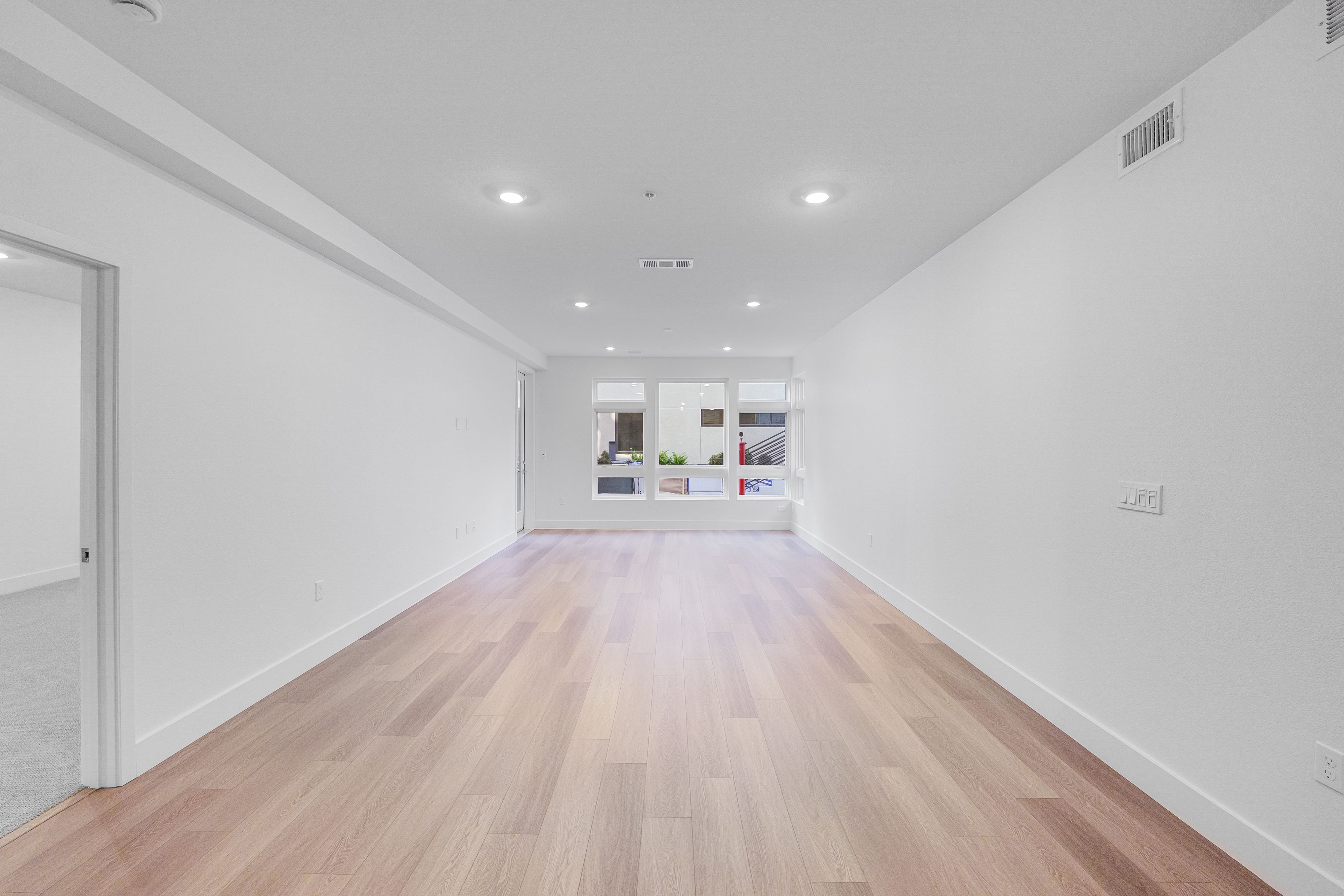 Brant Residence E110 9