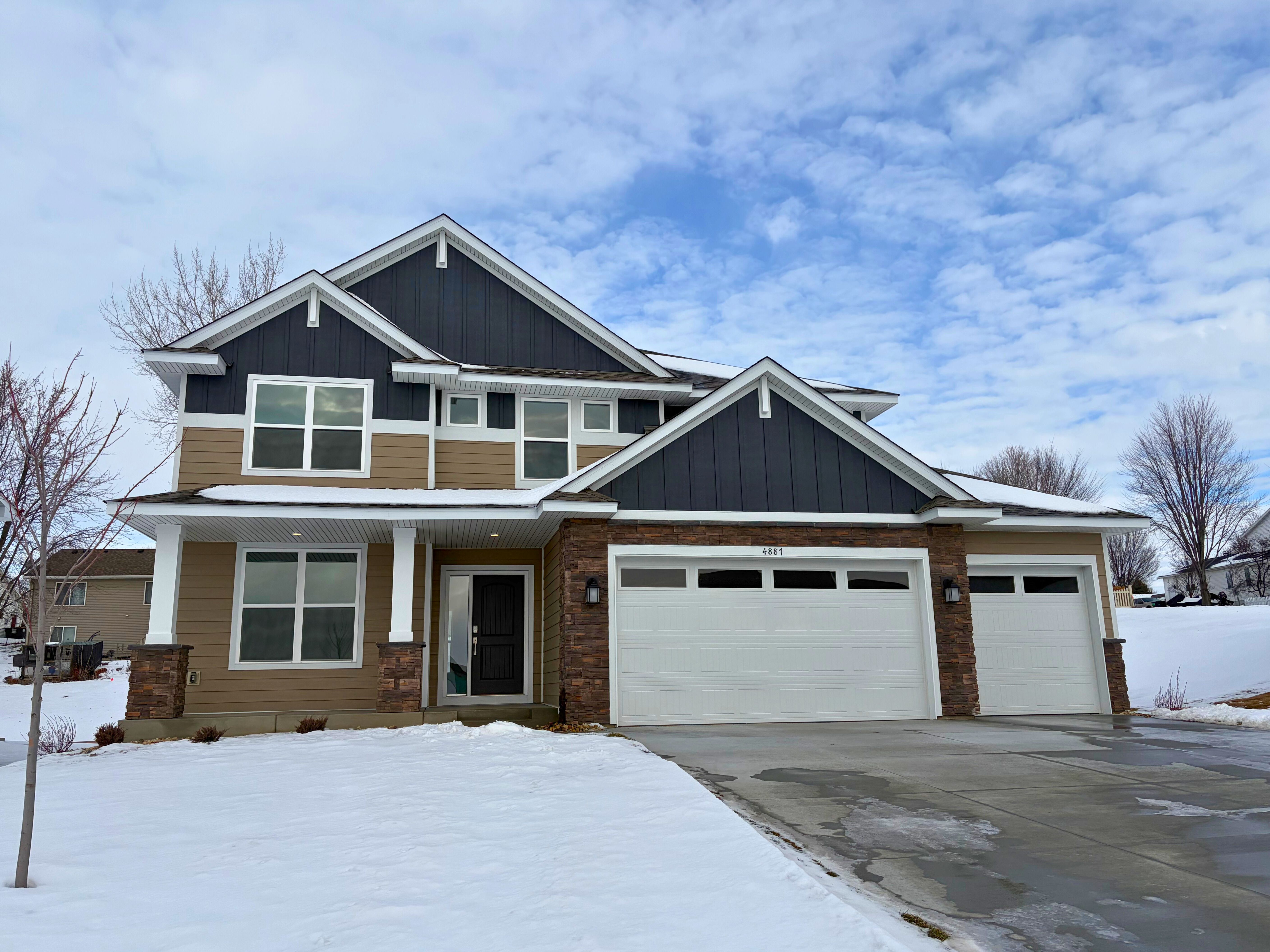 4887 Noble Drive NW (Lewis)