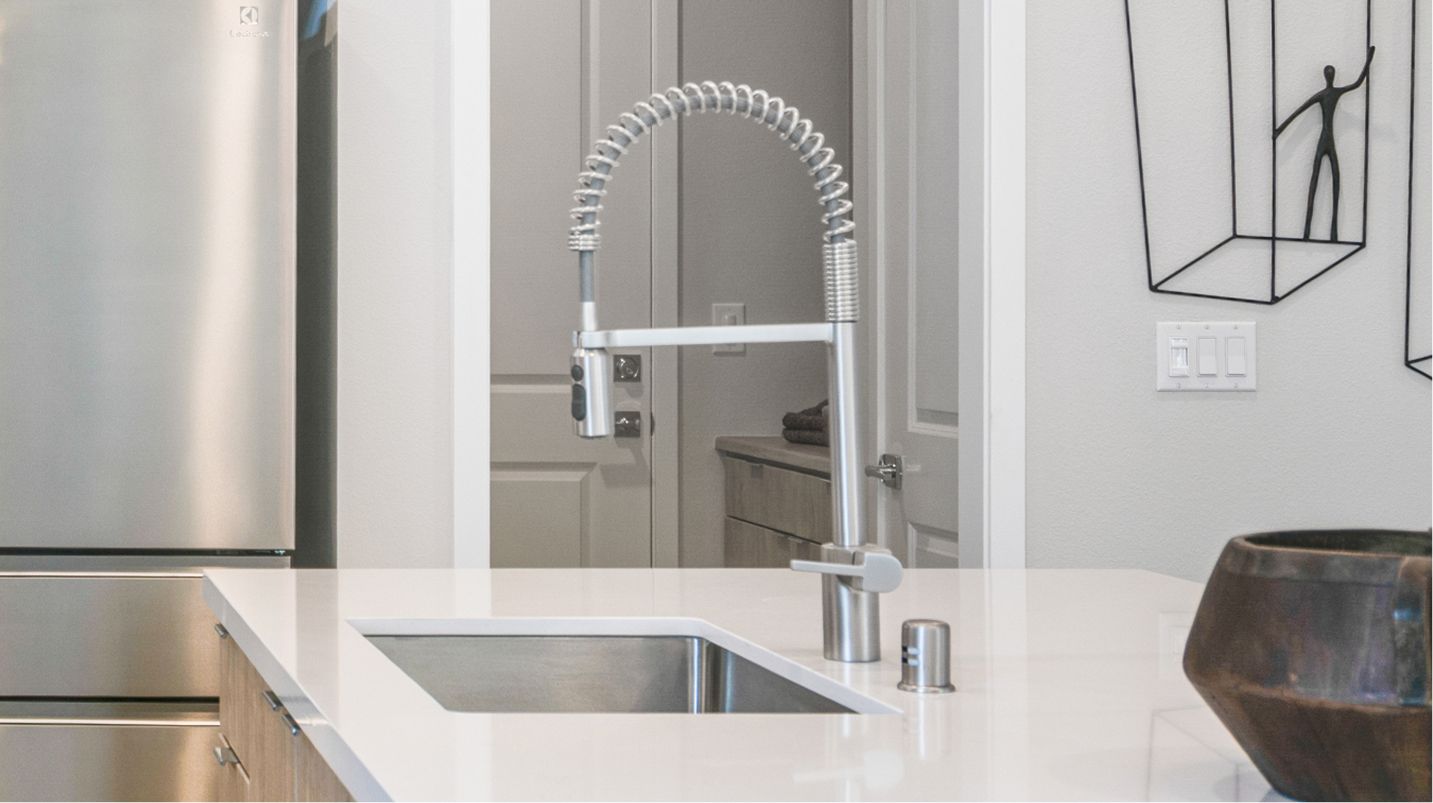 Canyon View Res2 Kitchen 3of3 F1