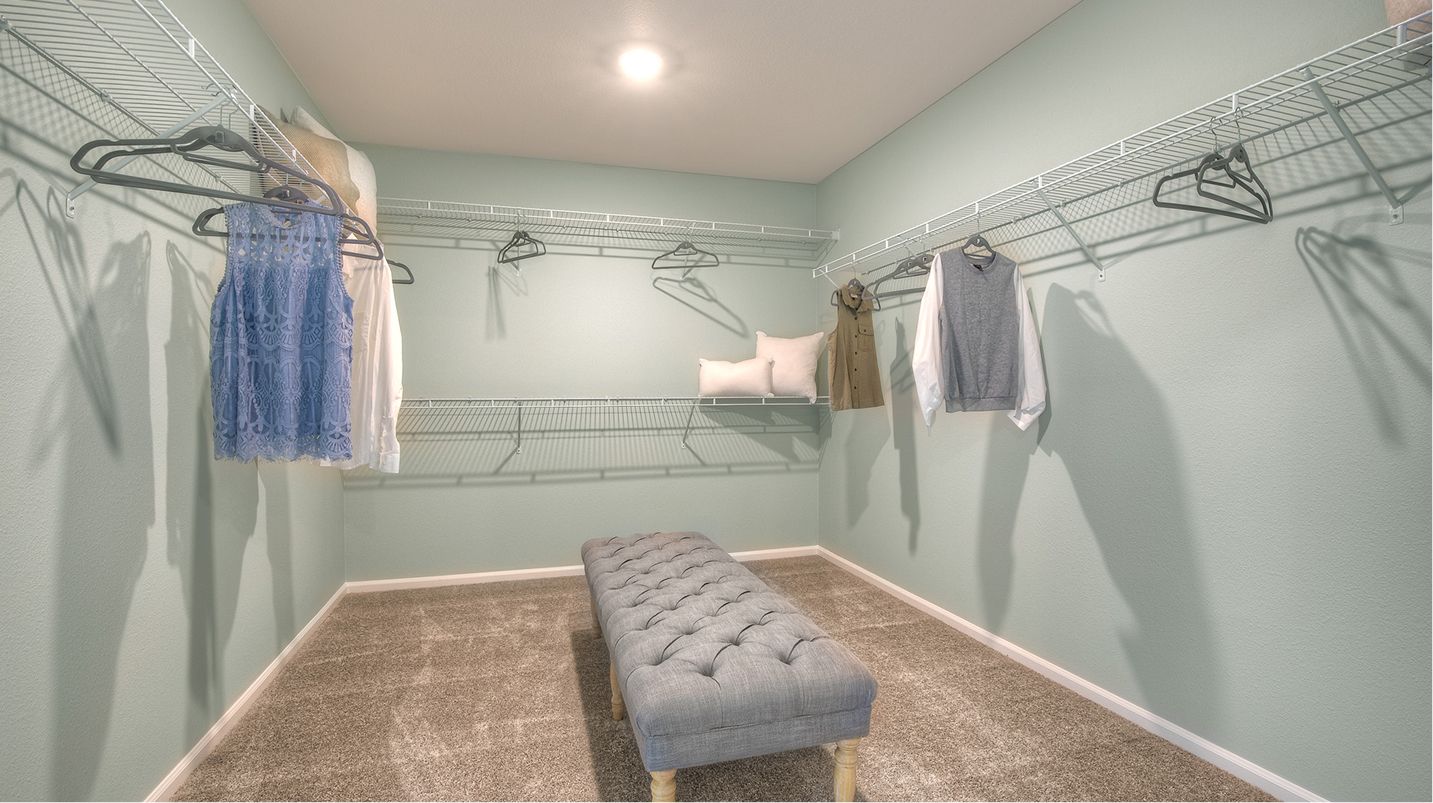 Stewart Crossing 3081 Meridian Owners Closet F2