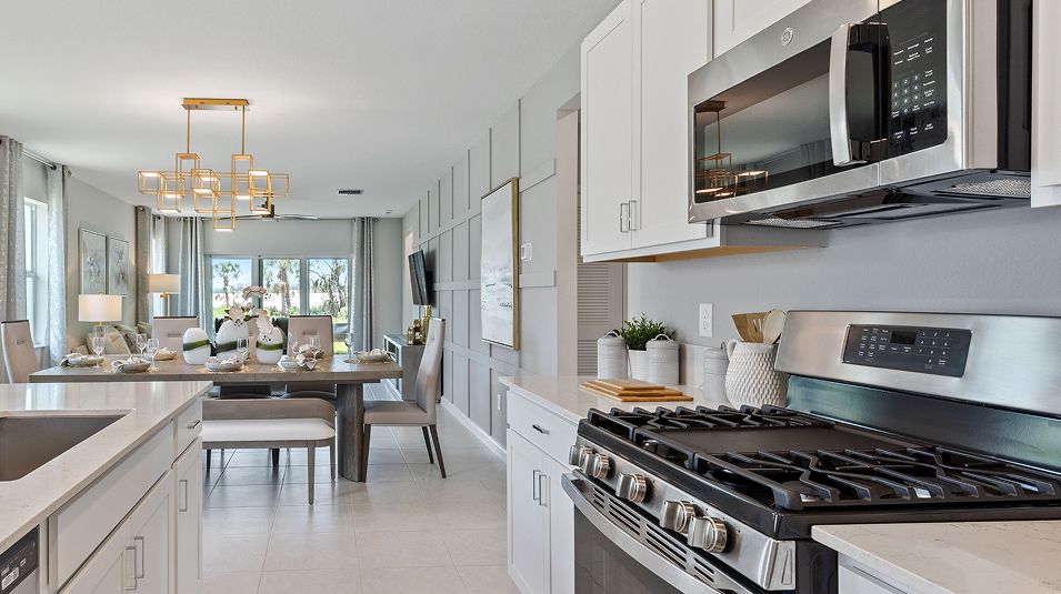 Brystolat Wylder Alexia EI Kitchen Gasrangewithmicrowaveabove F1