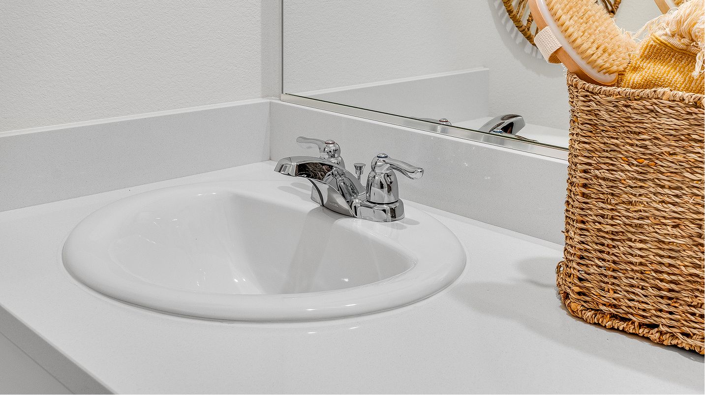 Silverstone Green Valley Ranch Res2 EI Sink 3of3 F1