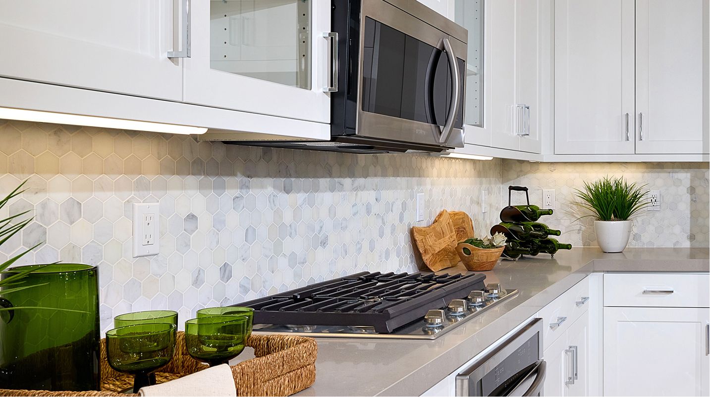 Lilac Junipers Res2 Kitchen 3of4 F1