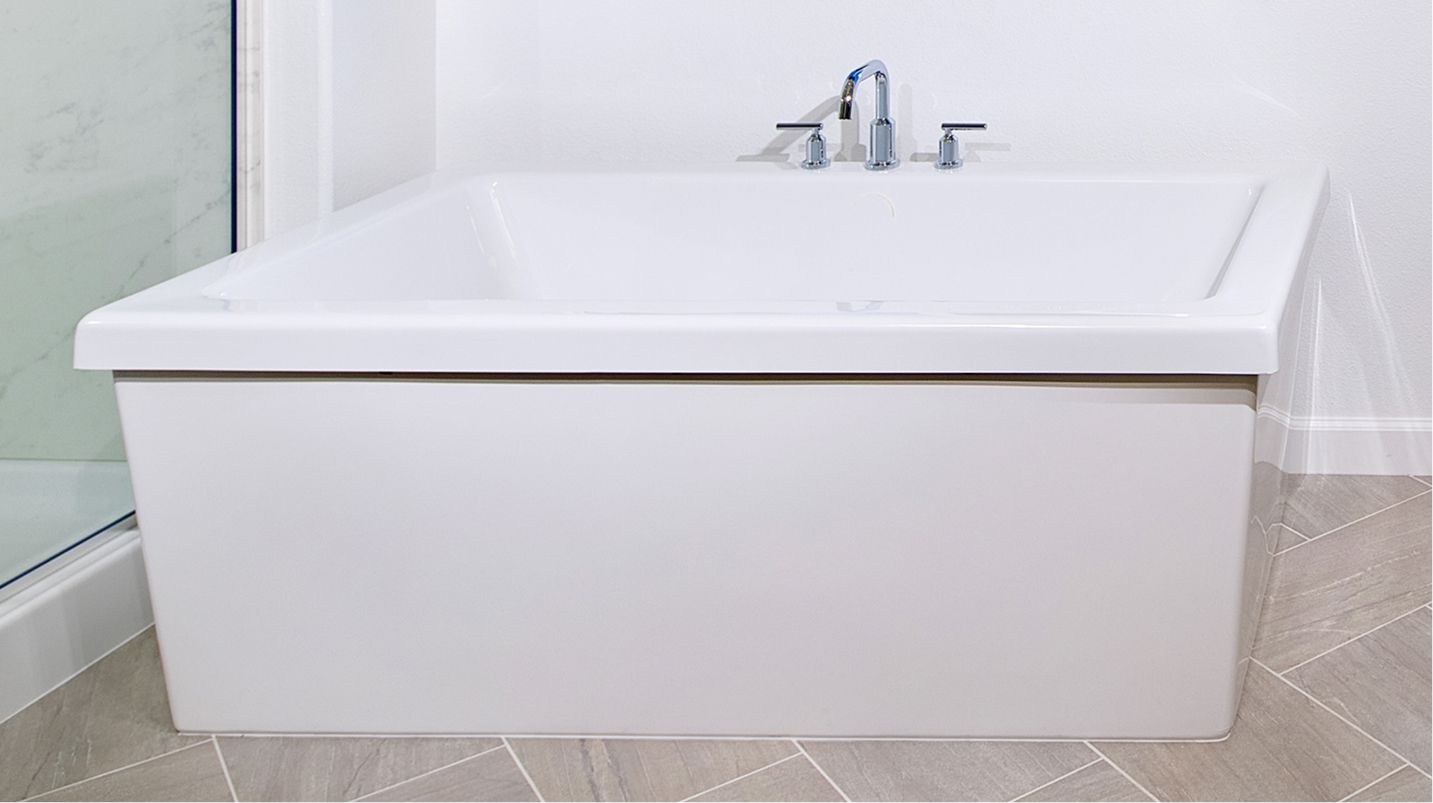 Mahogany North River Farms Res3 Owners Bath 1of2 F1