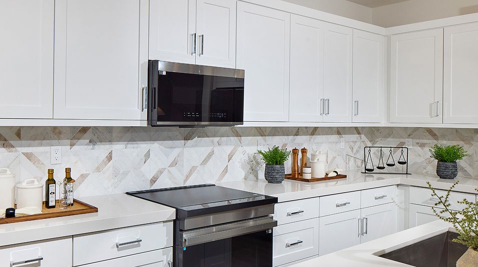 Laurel The Trails Res2 Kitchen 3of3 F2