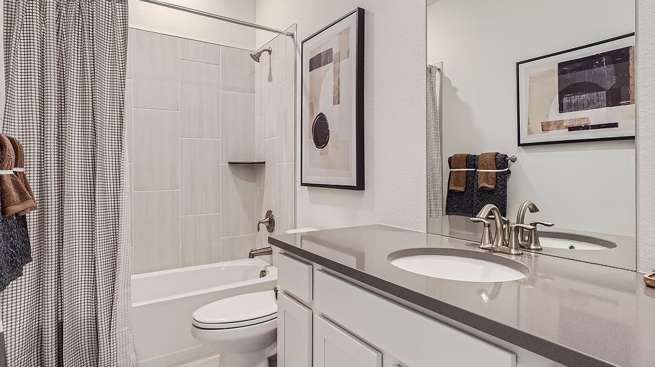 3010 Aspen Bath4 F1