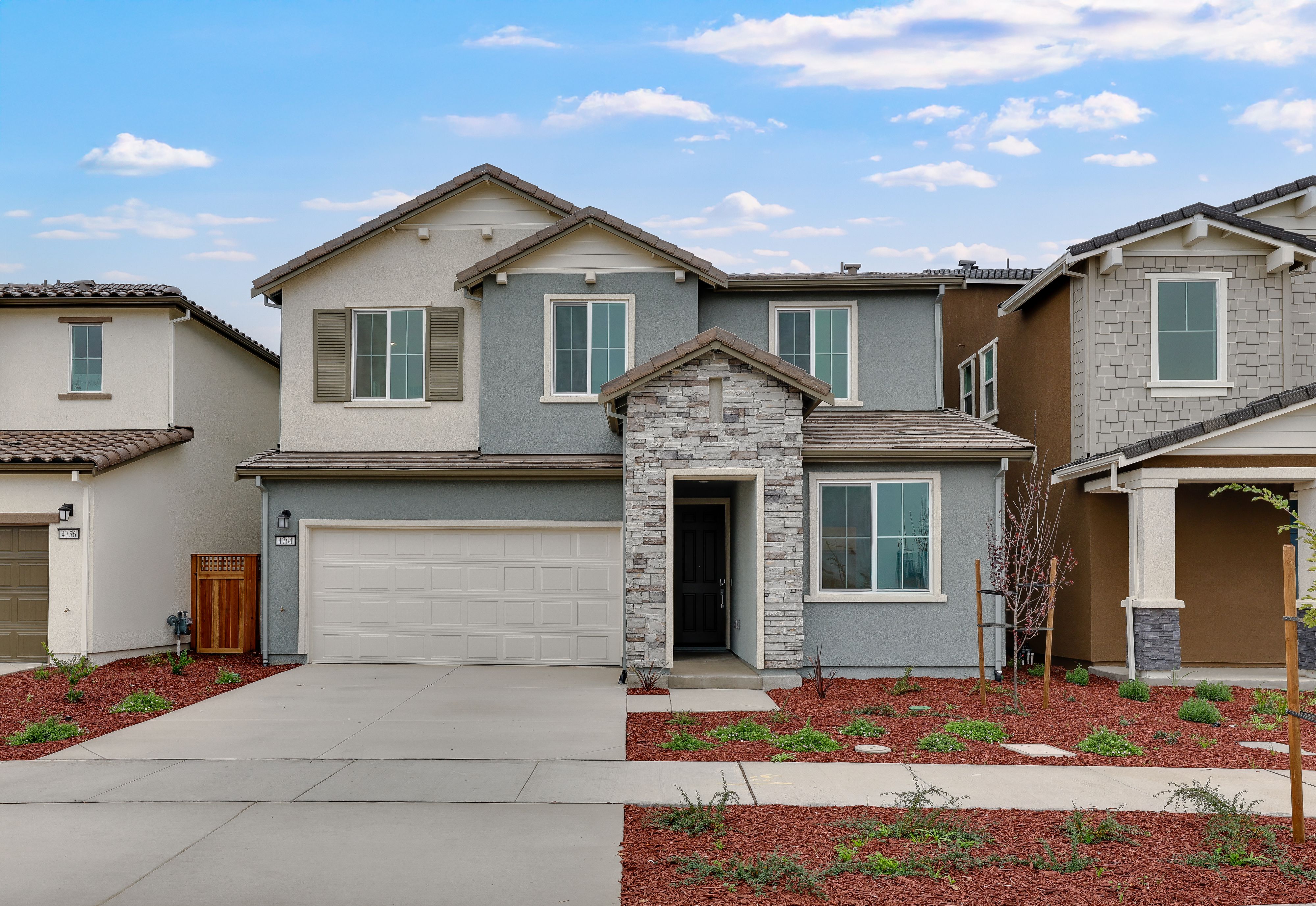 4764 Concordia Avenue (Residence 1)