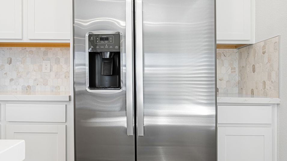 Riviera Vista EI Fridge F1