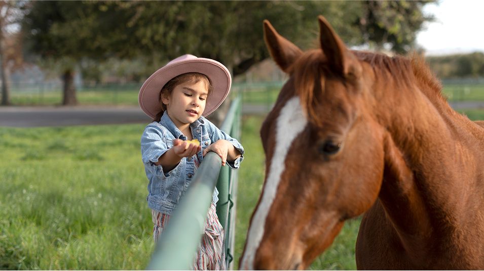 073125 RMV pic lifestyle childrenwithhorse 1