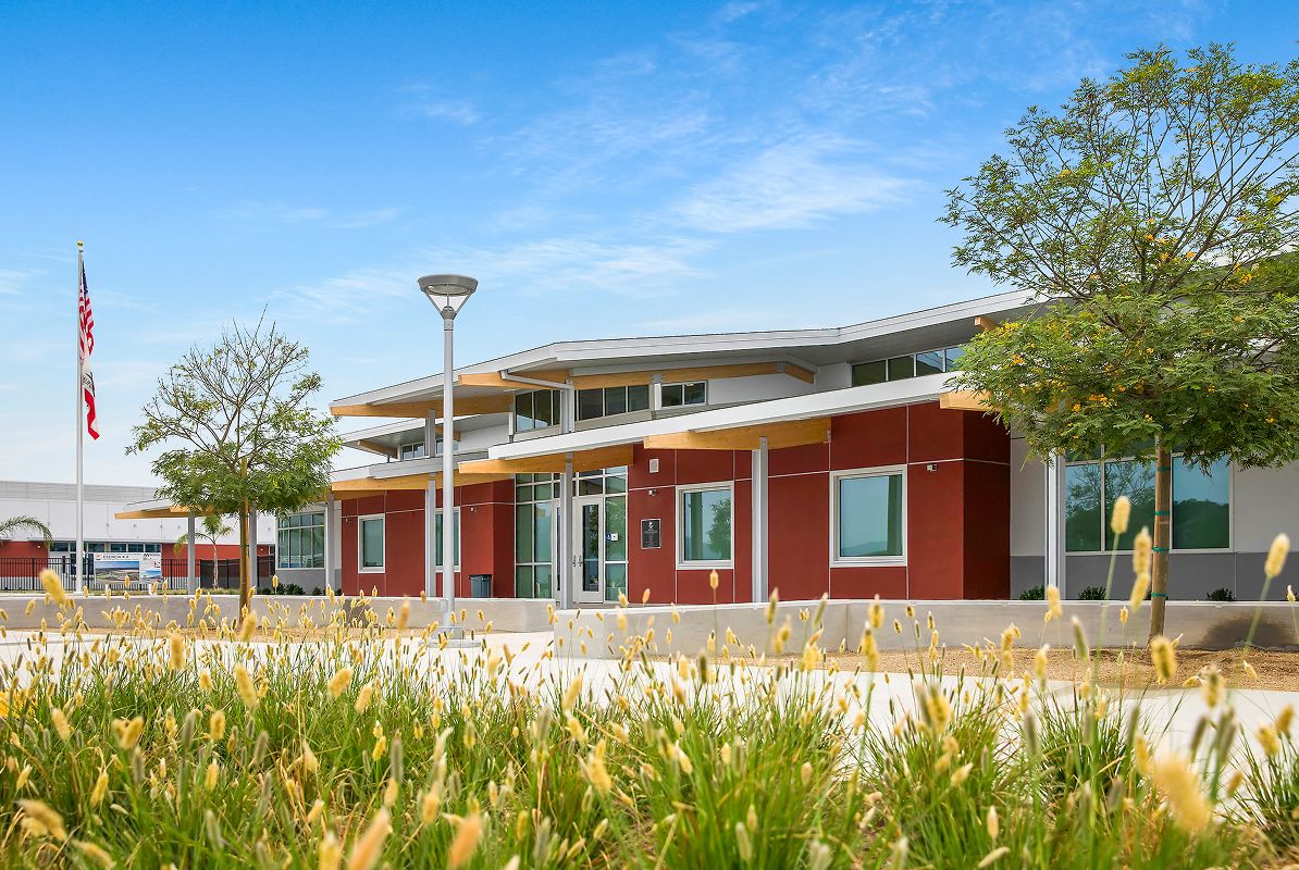 073125 Cal Coastal Rancho Mission Viejo Esencia School Photoshoot