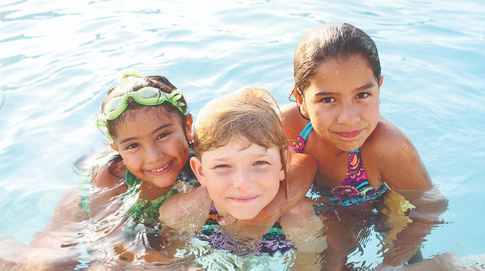 N Pic Kids Pool Boy Girls Posed