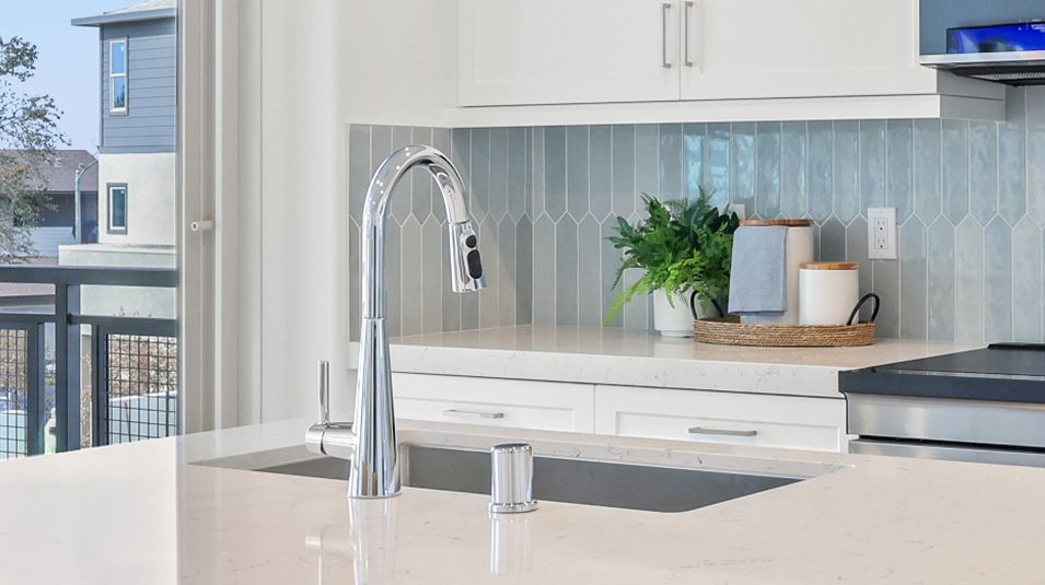 Undermount stainless steel sink