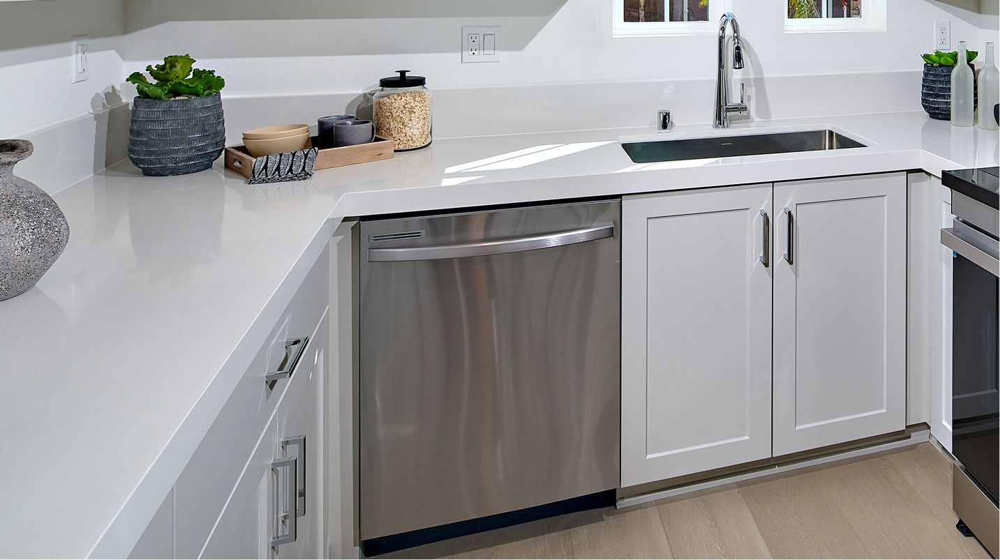 Brix Res1 Kitchen 2of3 F2