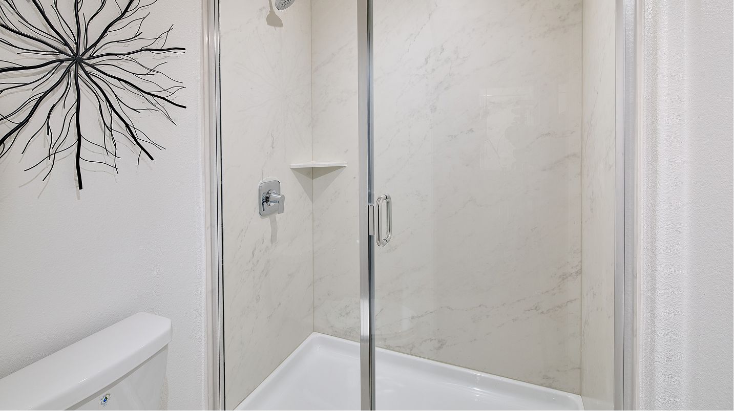 Brix Res1 Owners Bath 2of2 F3