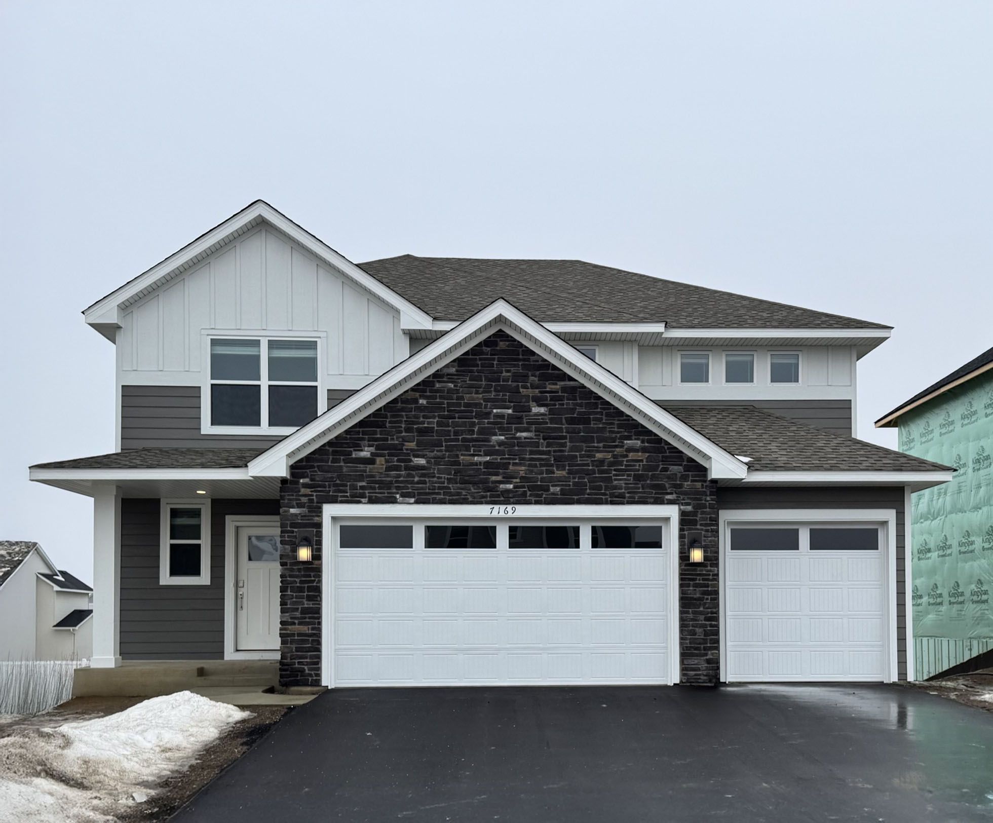 Voyageur Farms - Lakeville, MN