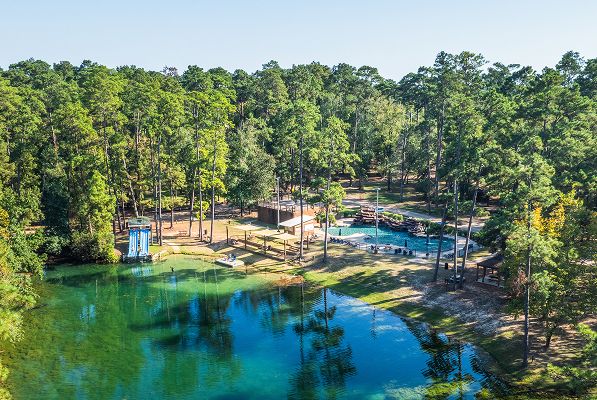 Cleveland Aerial Retreat Artesian Lakes 7of8