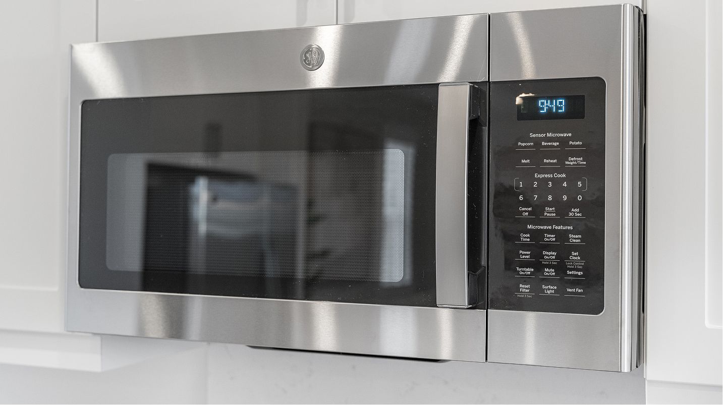 Divisional EI Res1 Kitchen Microwave F1