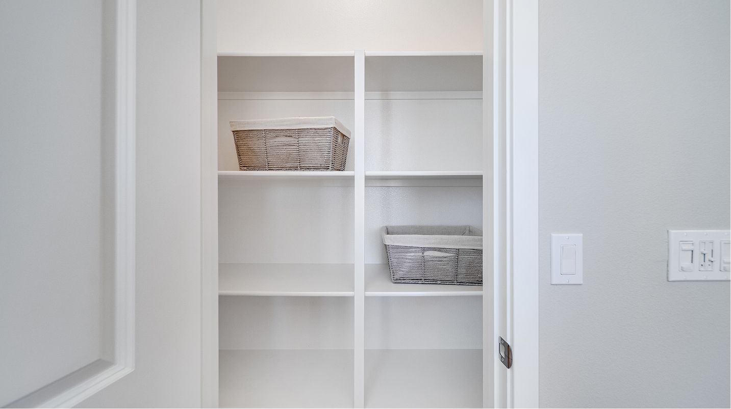 Skybrook Springhill EI Res3 Kitchen Pantry