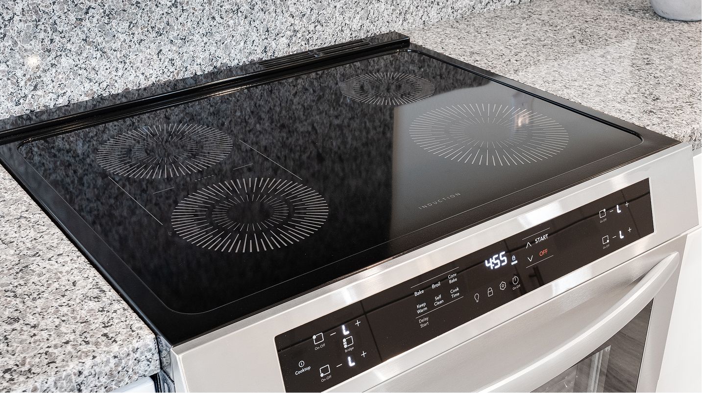 Silverstone Green Valley Ranch Res2 EI Range 1of2 F1